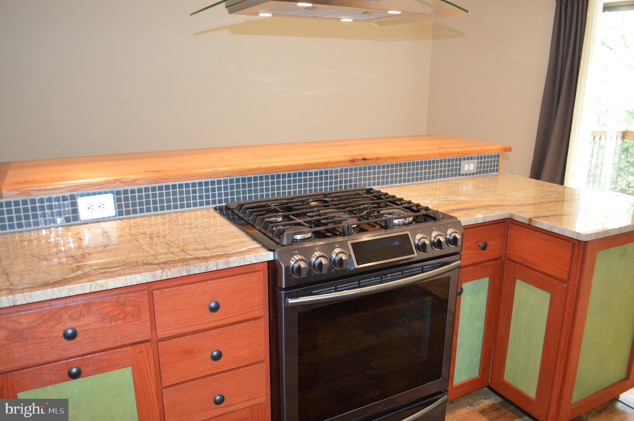 CROSS KEYS - Residential Lease