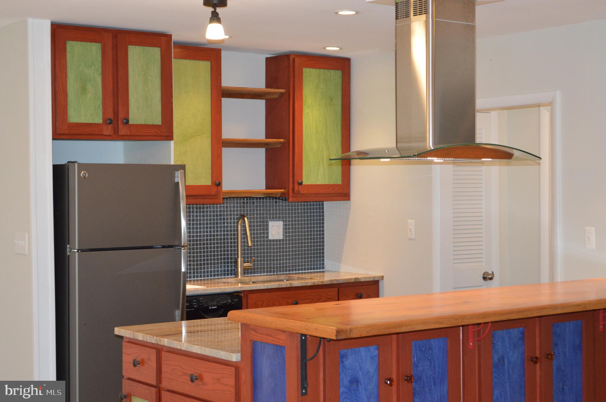 CROSS KEYS - Residential Lease