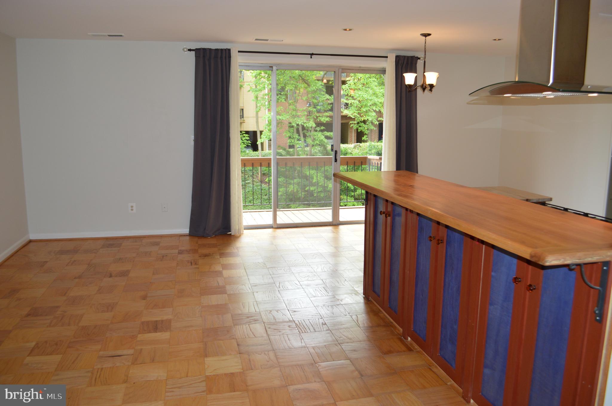 CROSS KEYS - Residential Lease