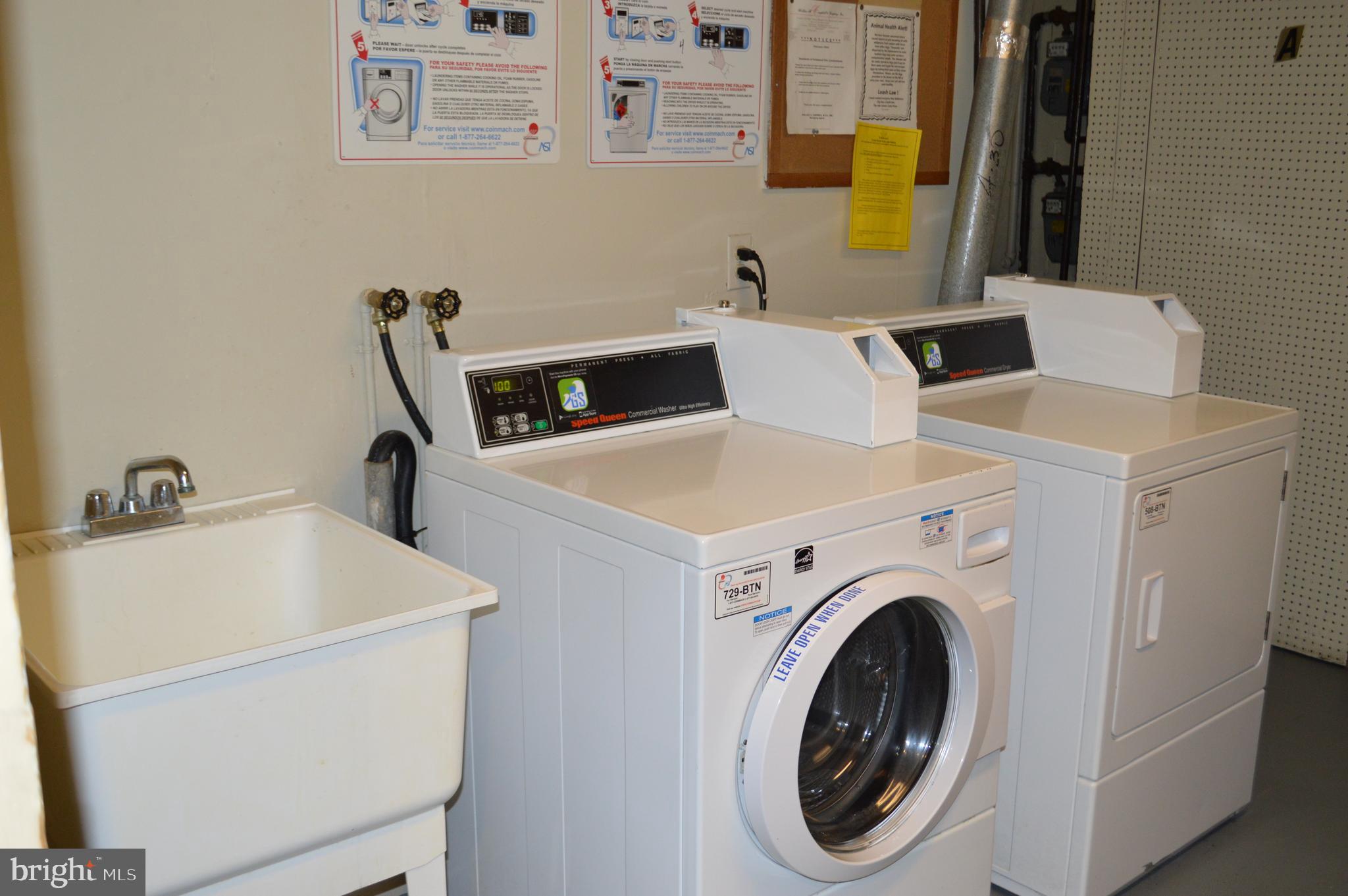 CROSS KEYS - Residential Lease