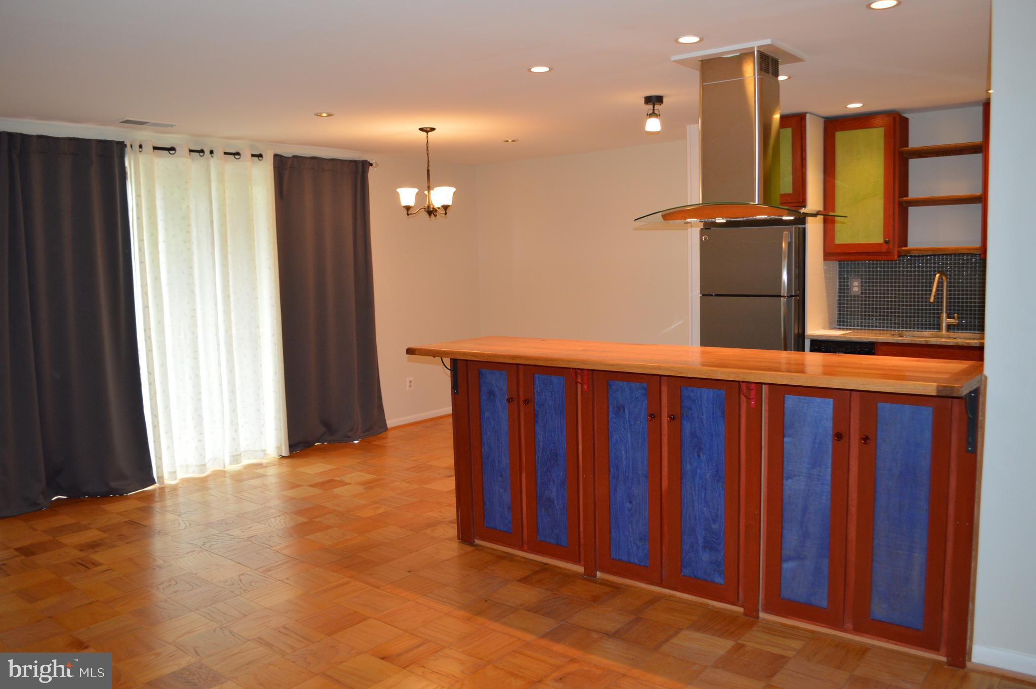 CROSS KEYS - Residential Lease