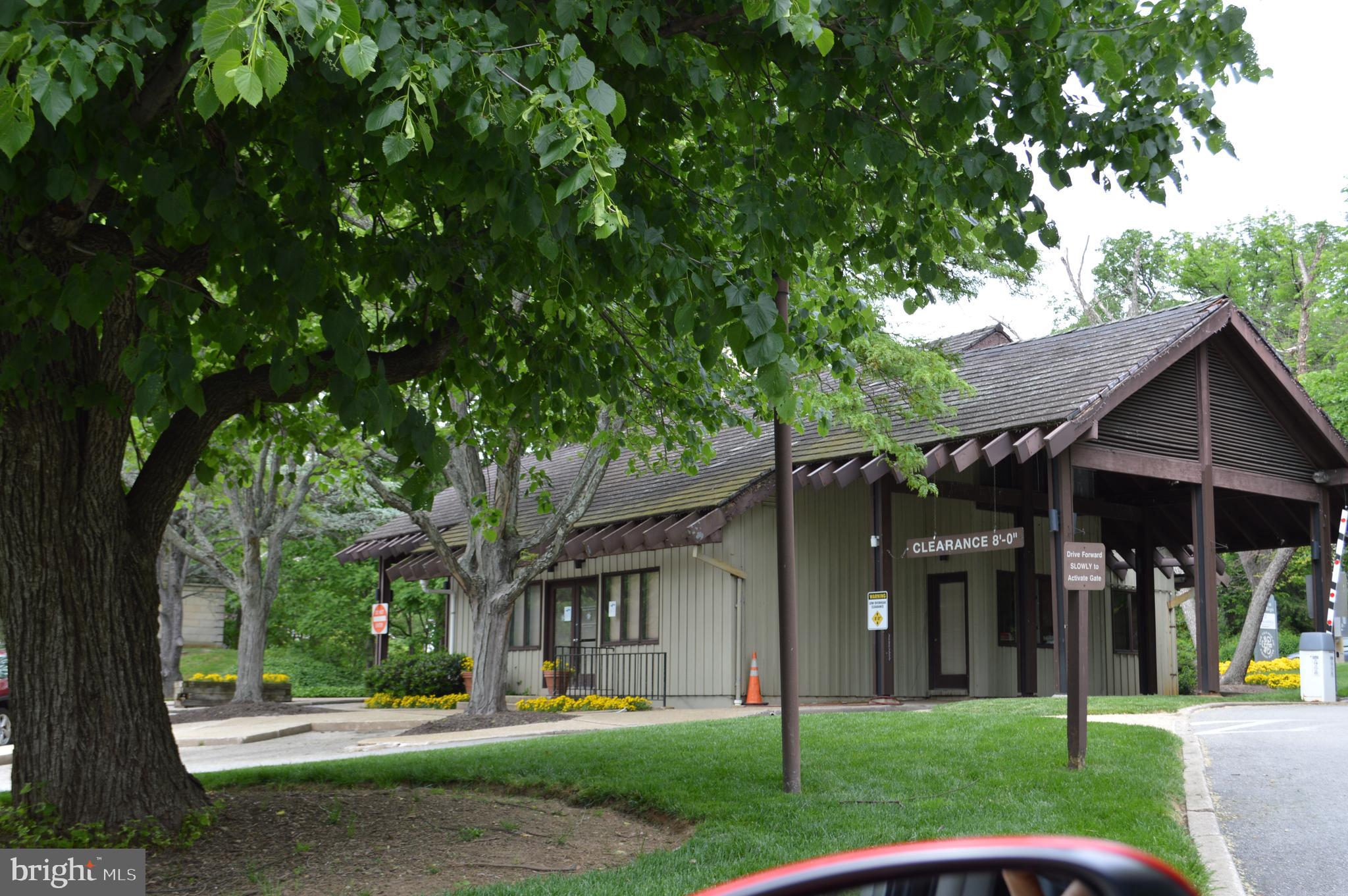 CROSS KEYS - Residential Lease