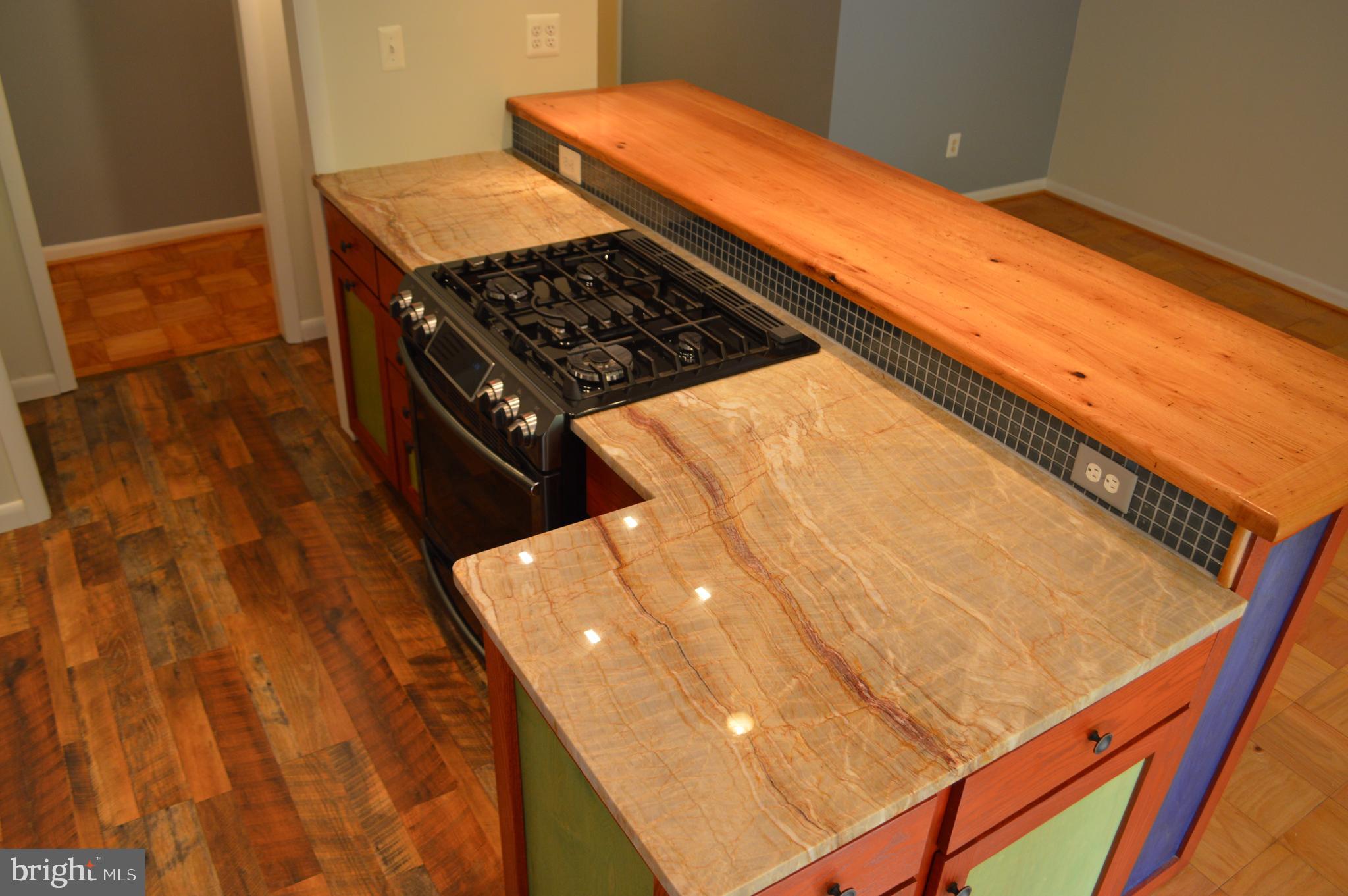 CROSS KEYS - Residential Lease