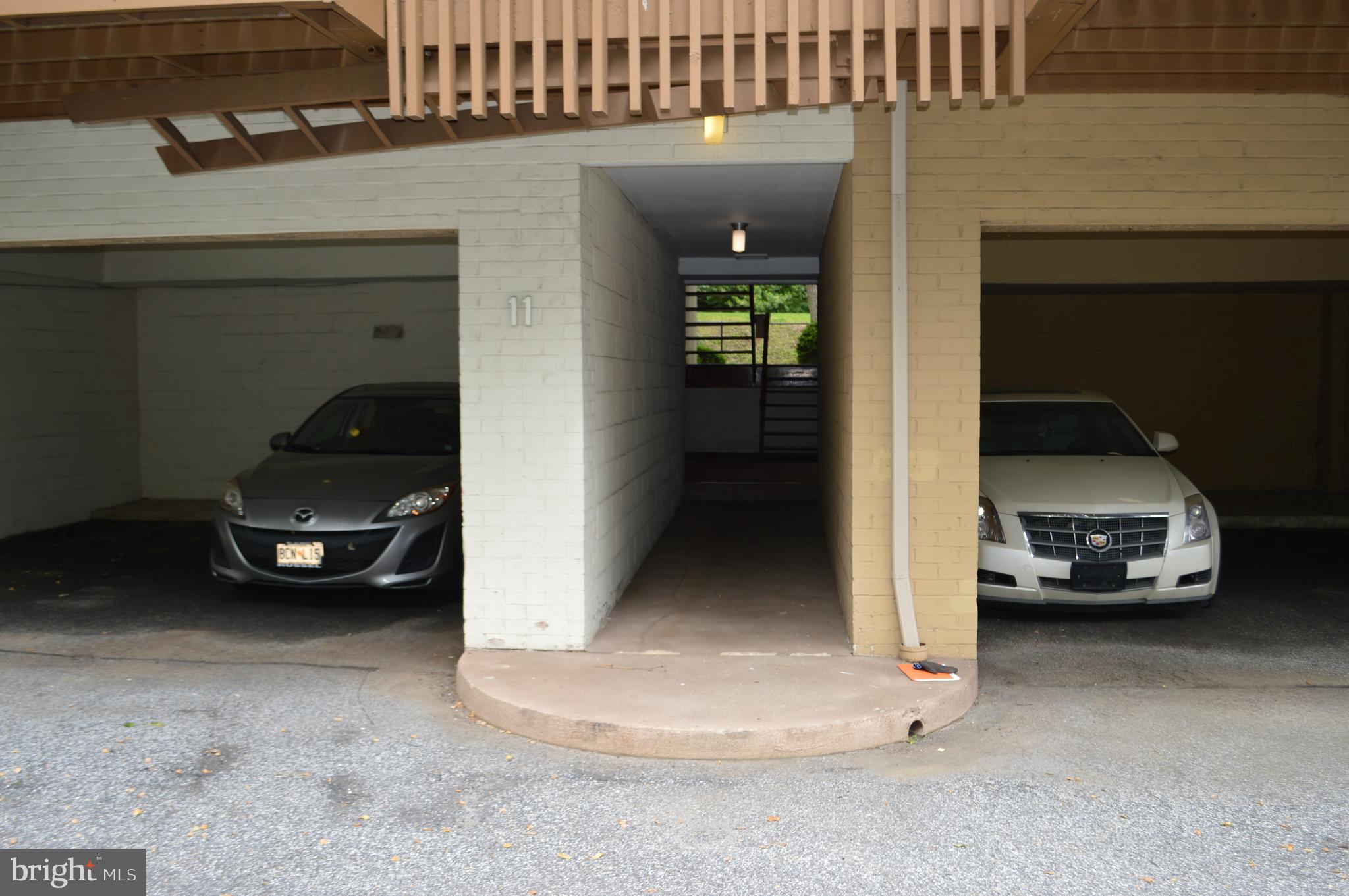 CROSS KEYS - Residential Lease