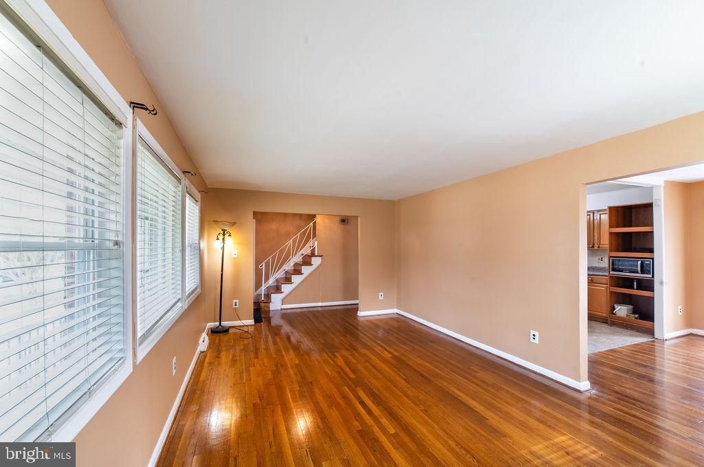 Photo of 7021 96th Place, LANHAM, MD 20706 (MLS # MDPG2191278)