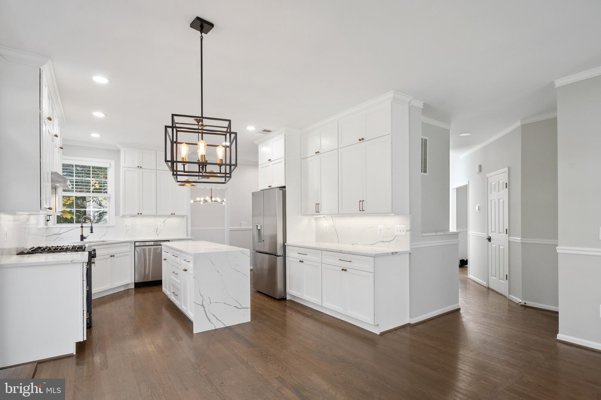 POTOMAC LAKES - Residential Lease