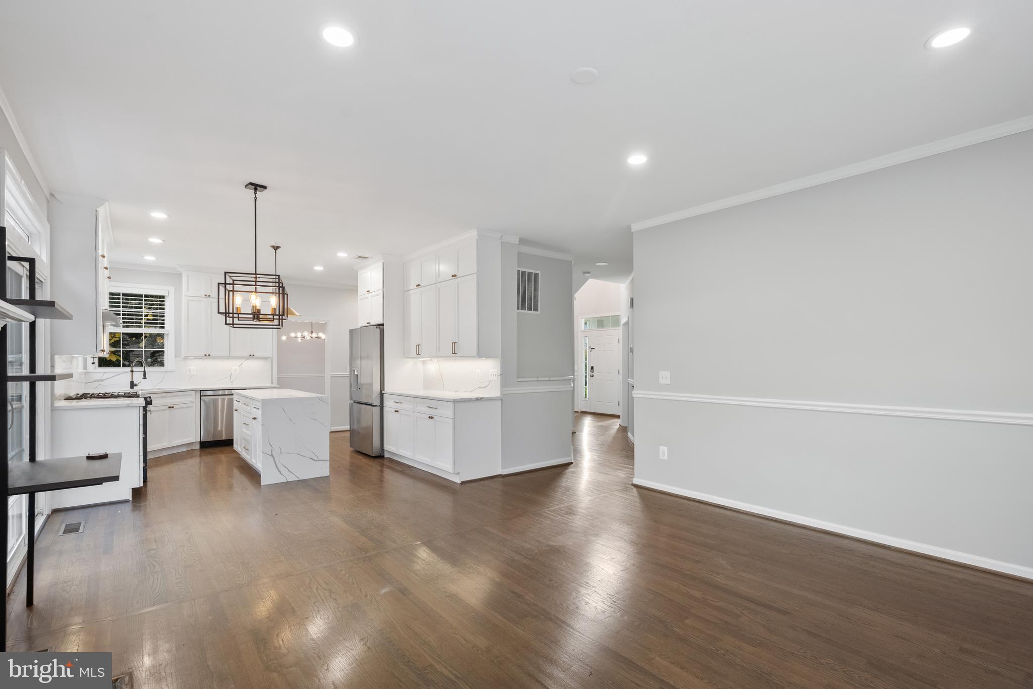 POTOMAC LAKES - Residential Lease