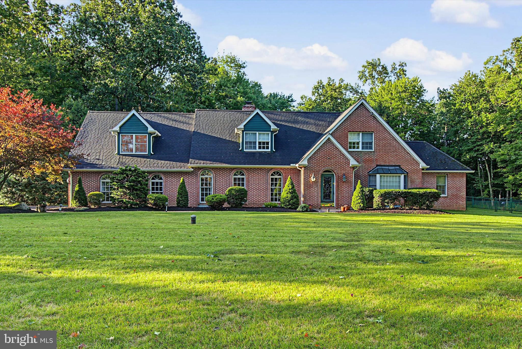 8 TIMBER BROOK DRIVE