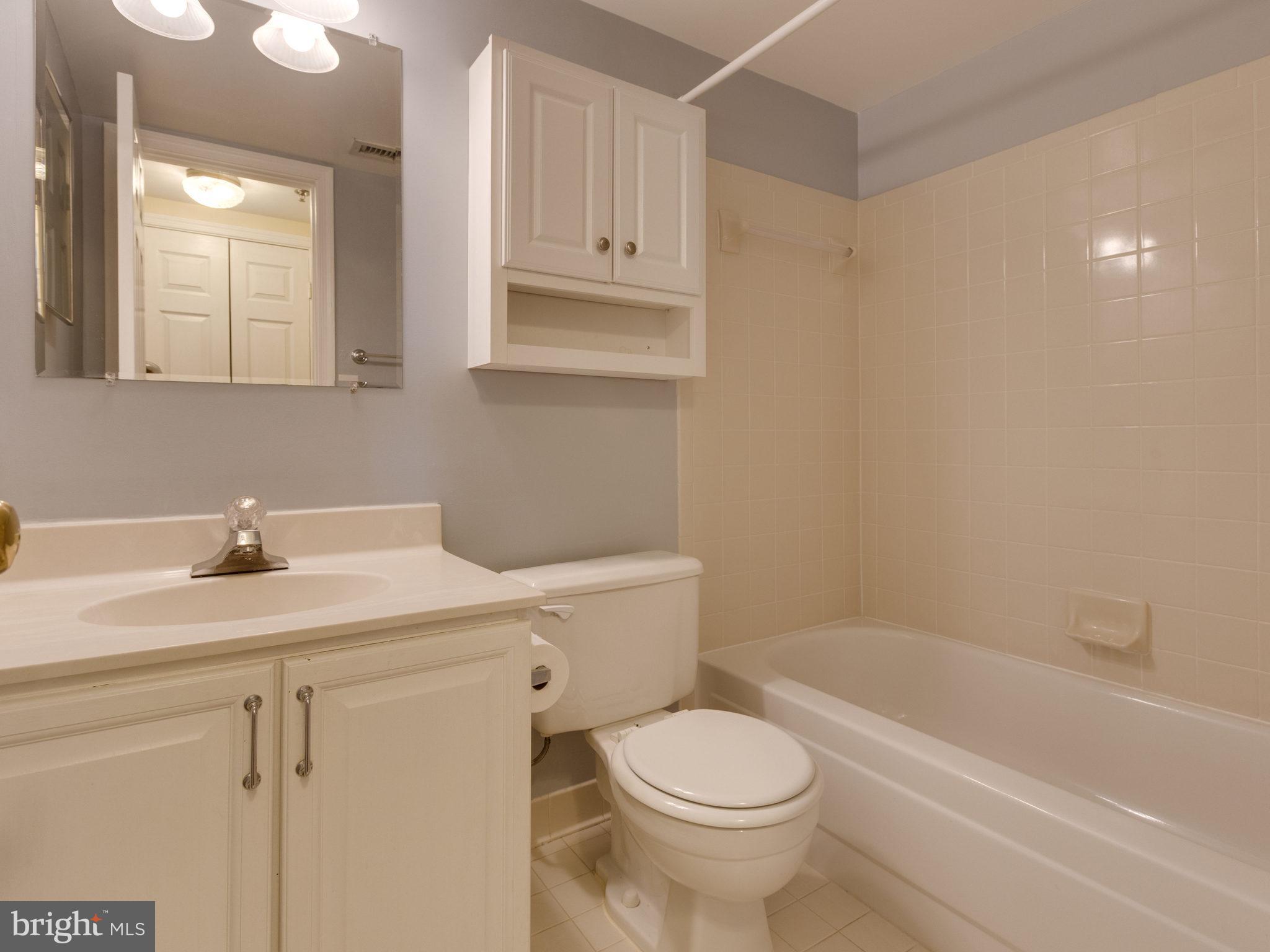 COLECROFT - Residential Lease