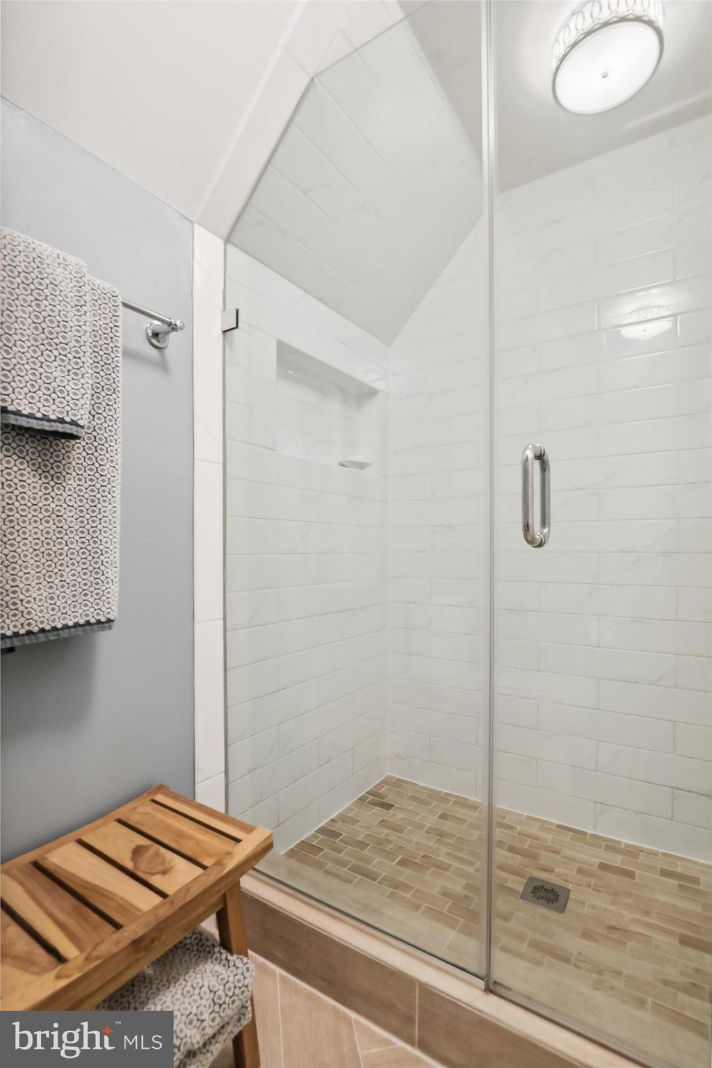 OLD FARM - Residential Lease