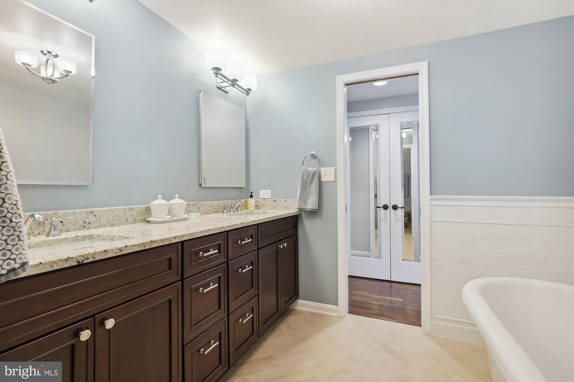 OLD FARM - Residential Lease