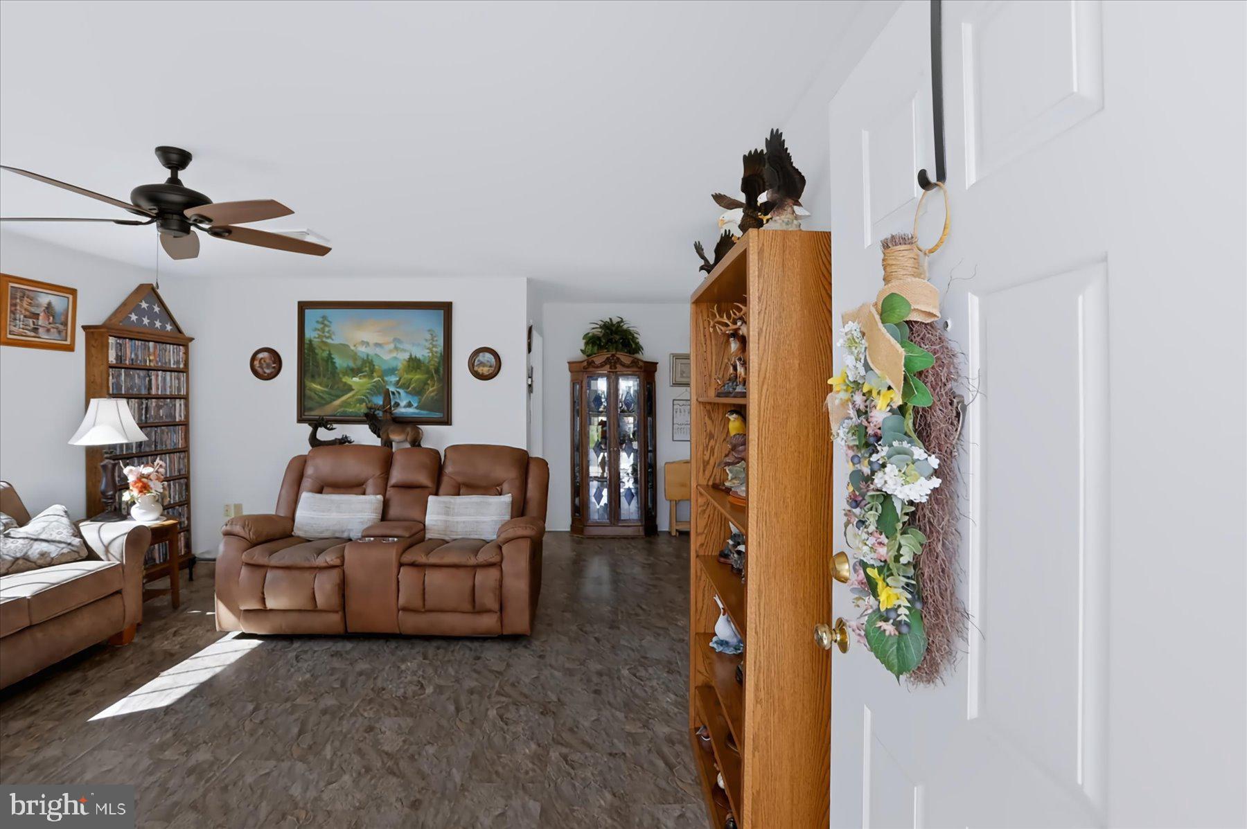 12 GRAYSON VIEW COURT