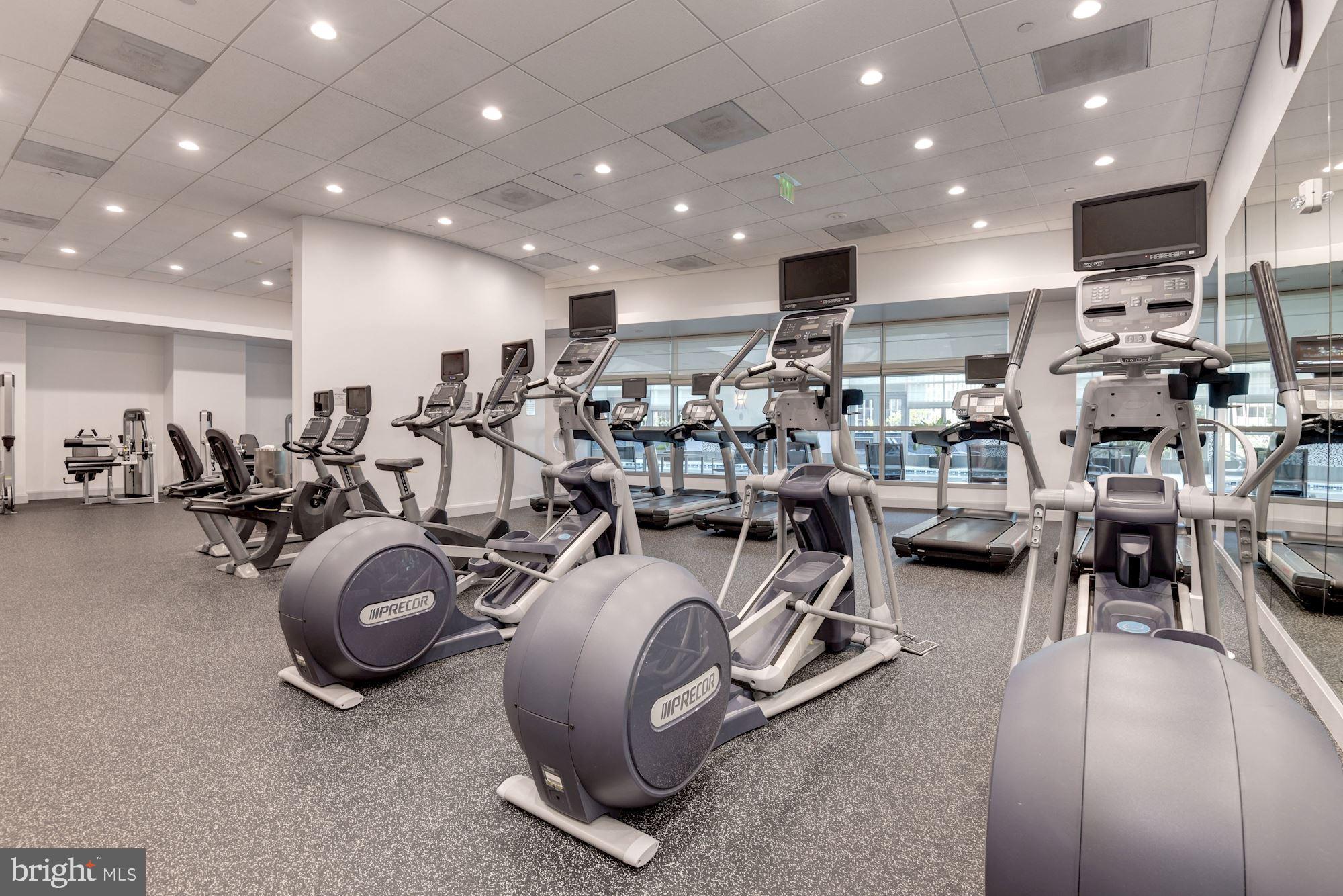 ROSSLYN - Residential Lease