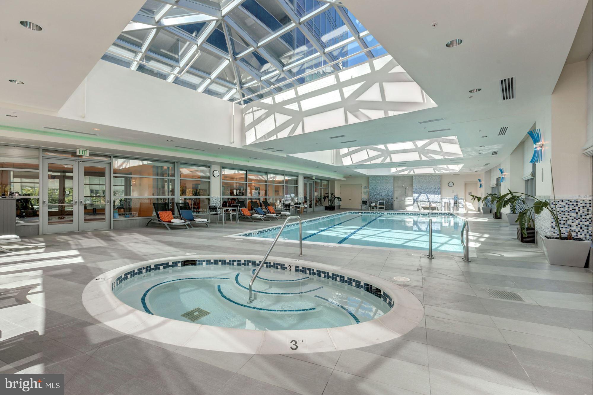 ROSSLYN - Residential Lease