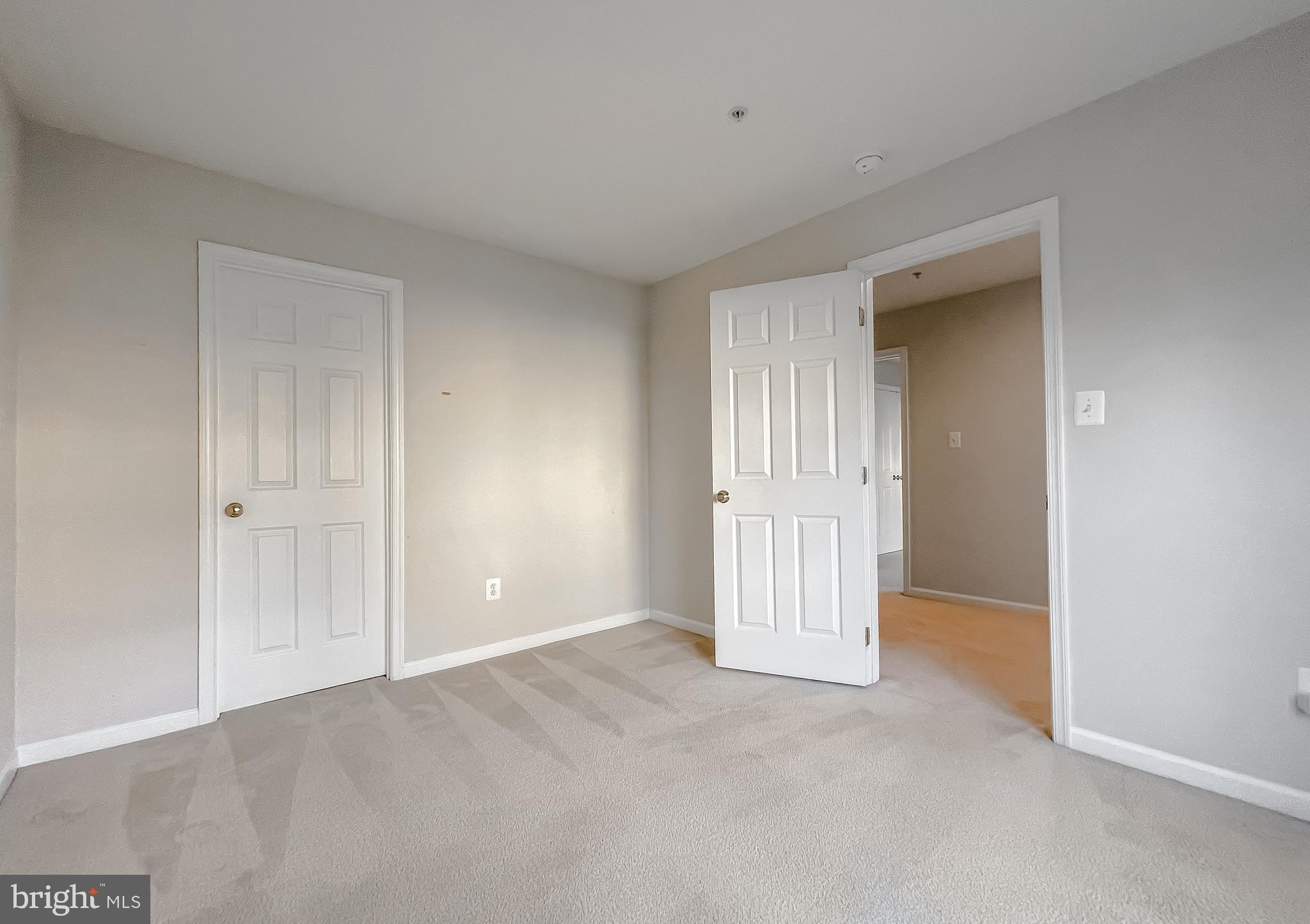 DAHLIA PARK OF WILDEWOOD - Residential Lease