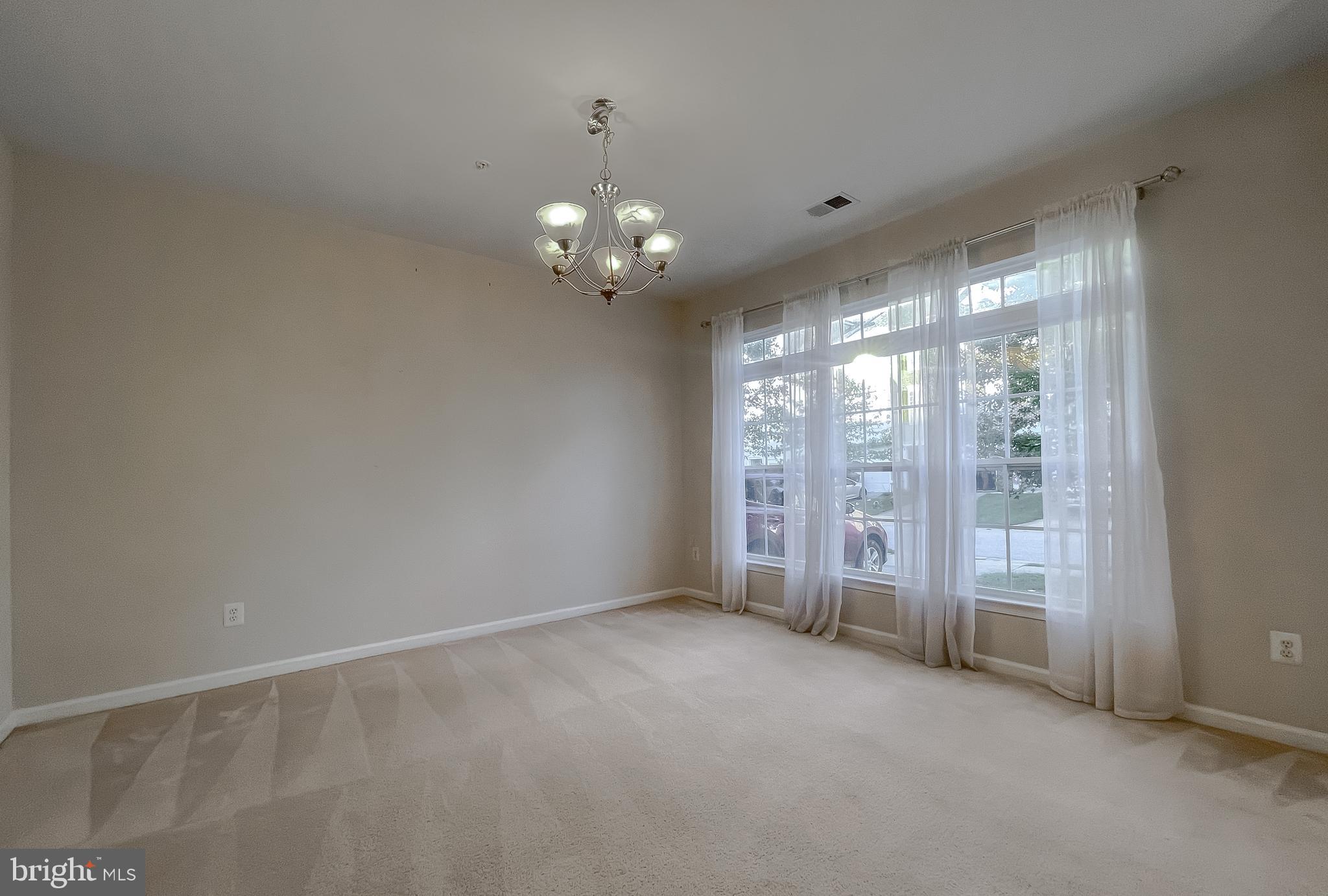 DAHLIA PARK OF WILDEWOOD - Residential Lease