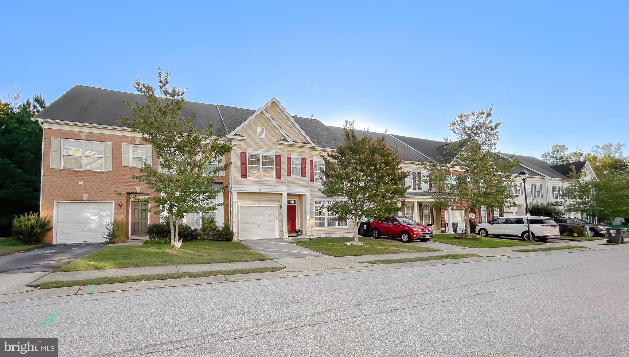 DAHLIA PARK OF WILDEWOOD - Residential Lease