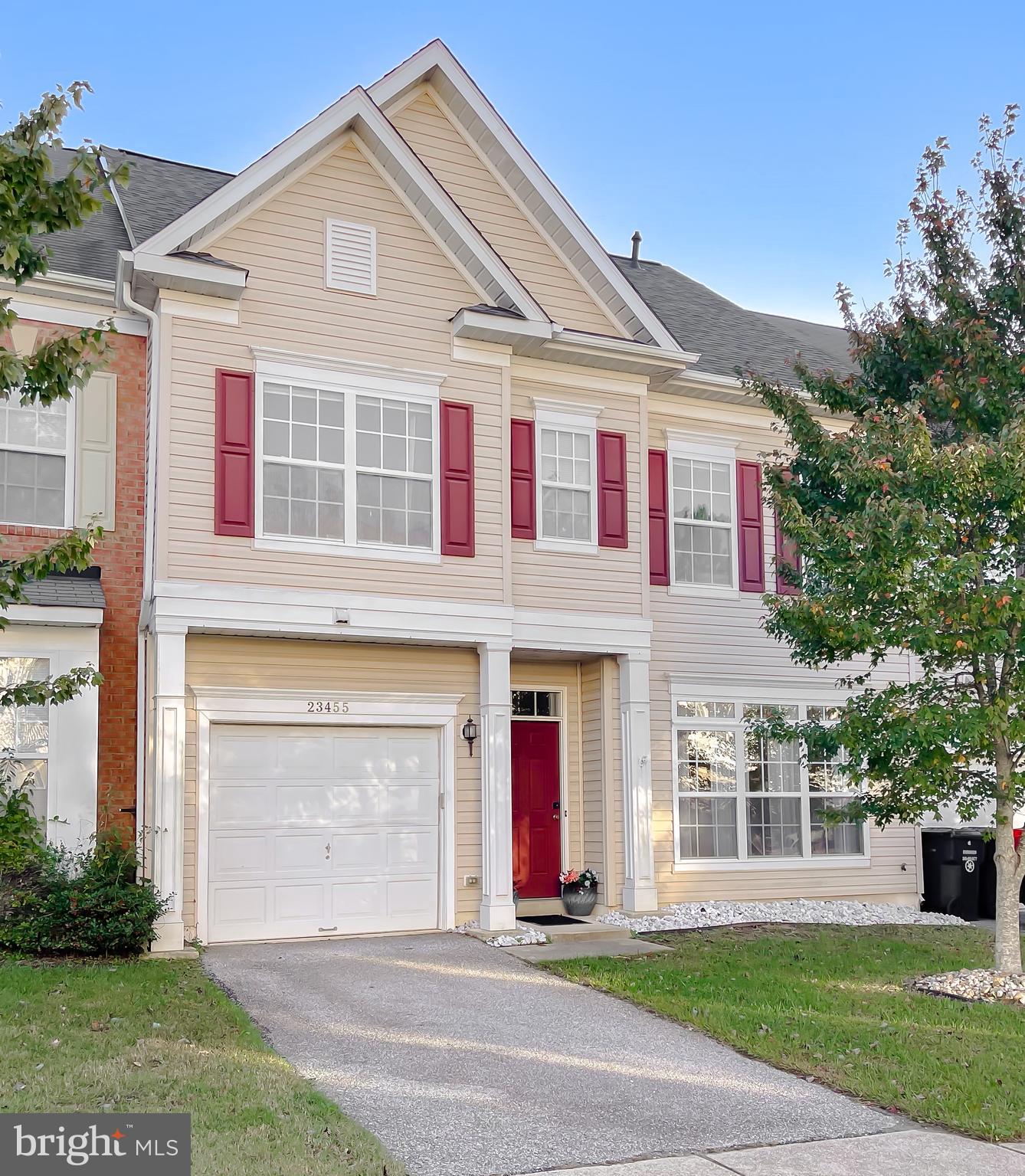 DAHLIA PARK OF WILDEWOOD - Residential Lease