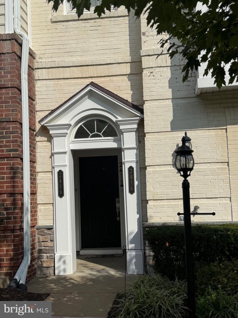 Condo For Sale - 2418 Brookmoor Lane<br/> WOODBRIDGE, VA 22191