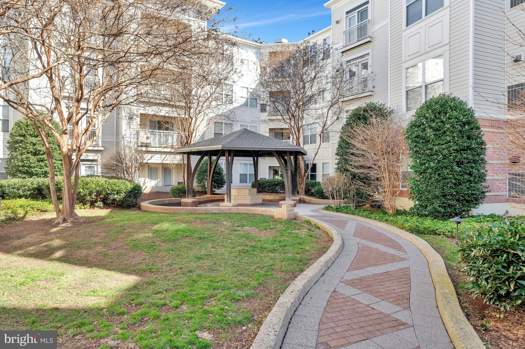 ACADIA - Residential