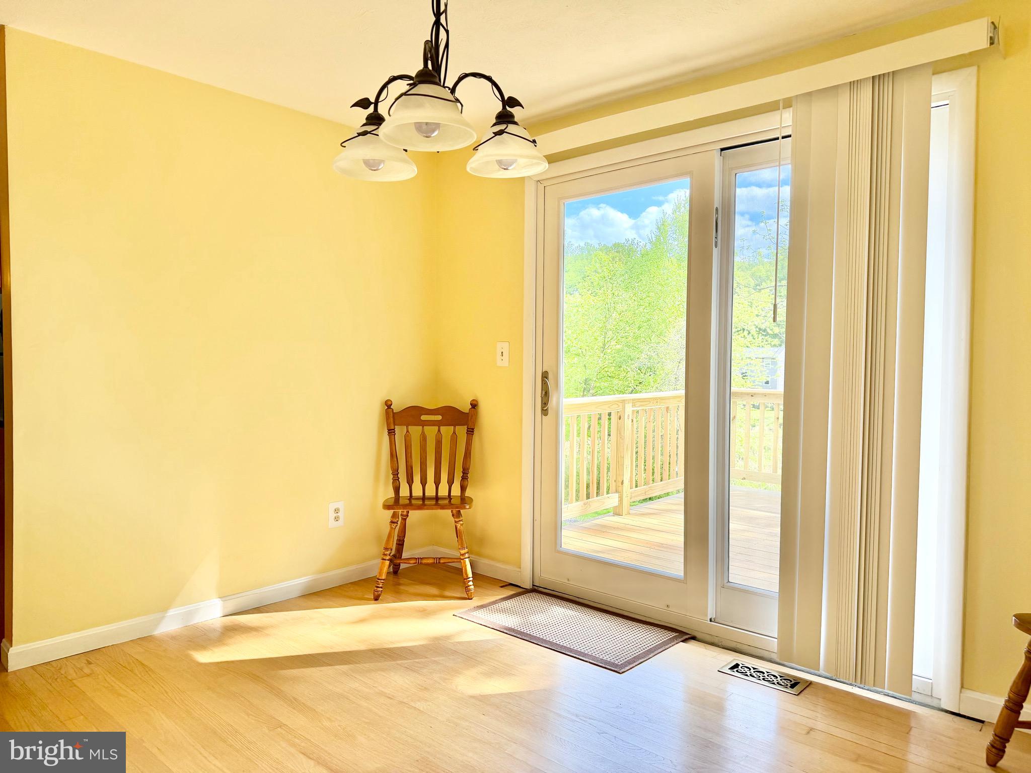 LAUREL VALLEY - Residential