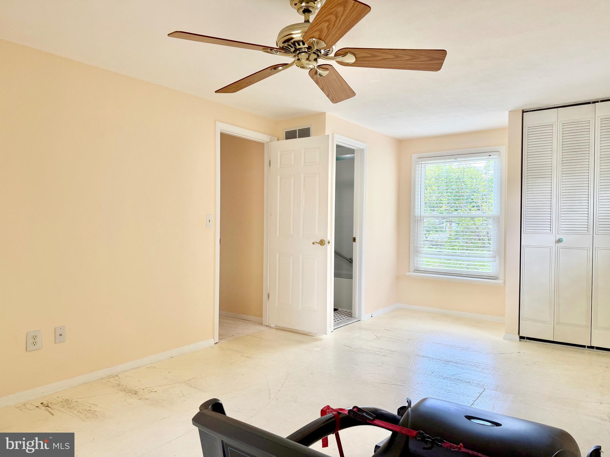 LAUREL VALLEY - Residential