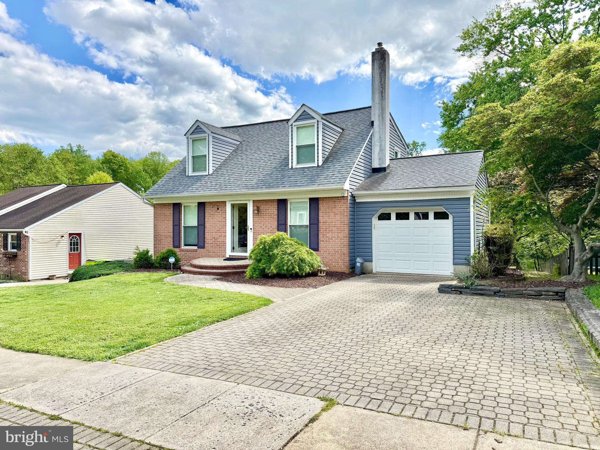 LAUREL VALLEY - Residential