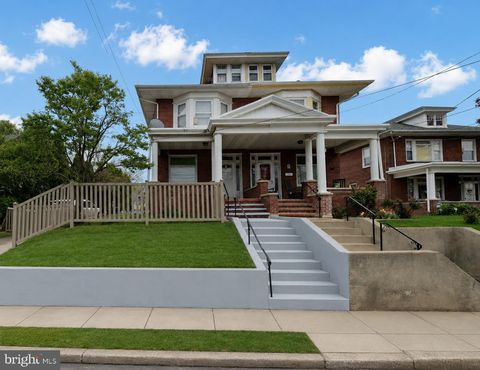 Townhouse For Sale - 3319 Kutztown Road<br/> Berks County, READING, PA 19605