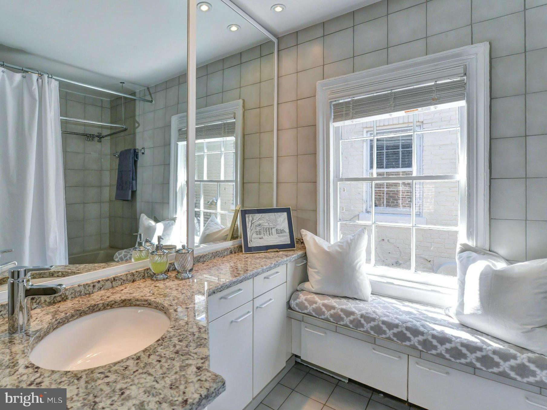 OLD TOWN - Residential