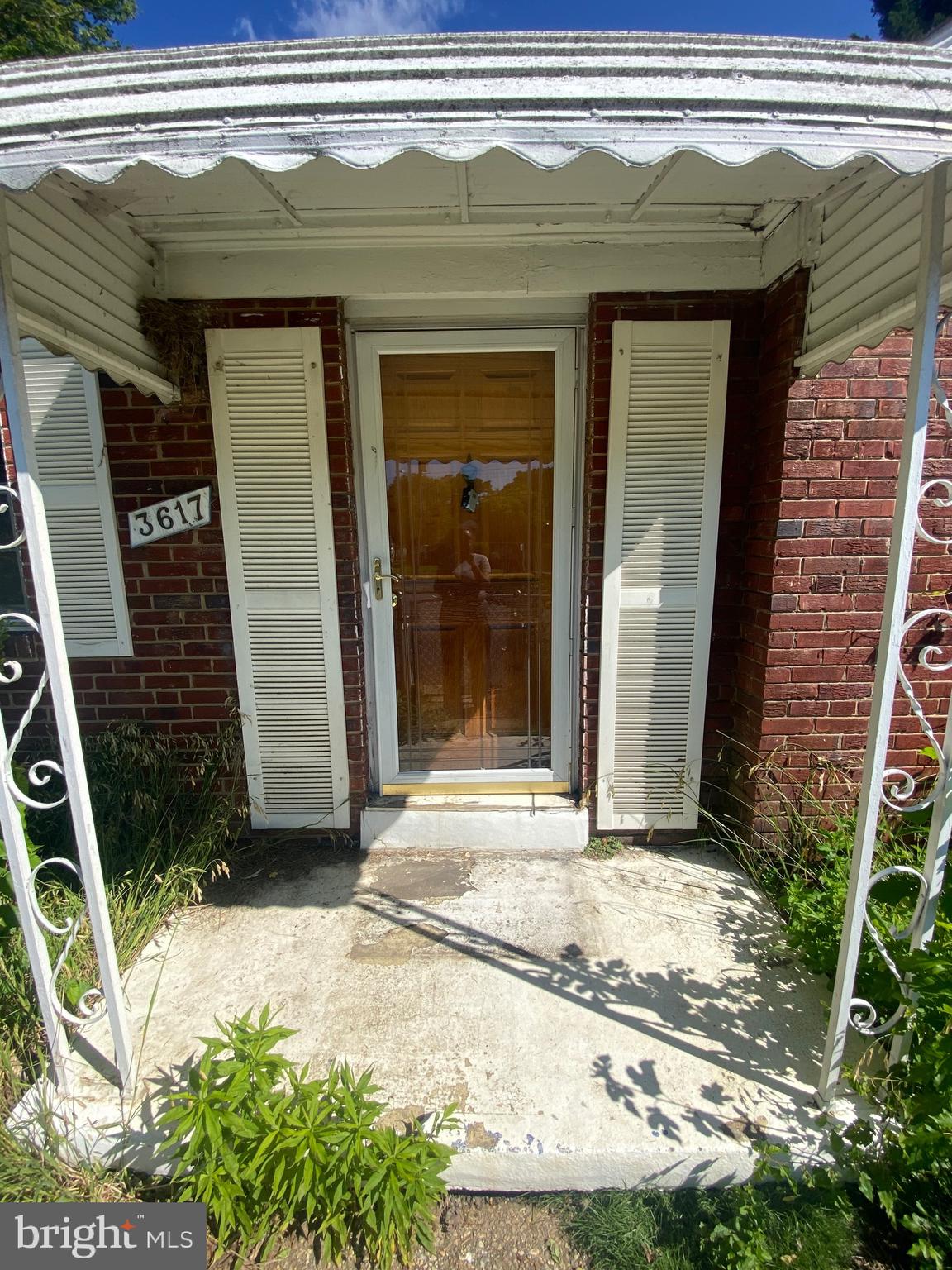 Application fee $55.00
Please contact agent for application