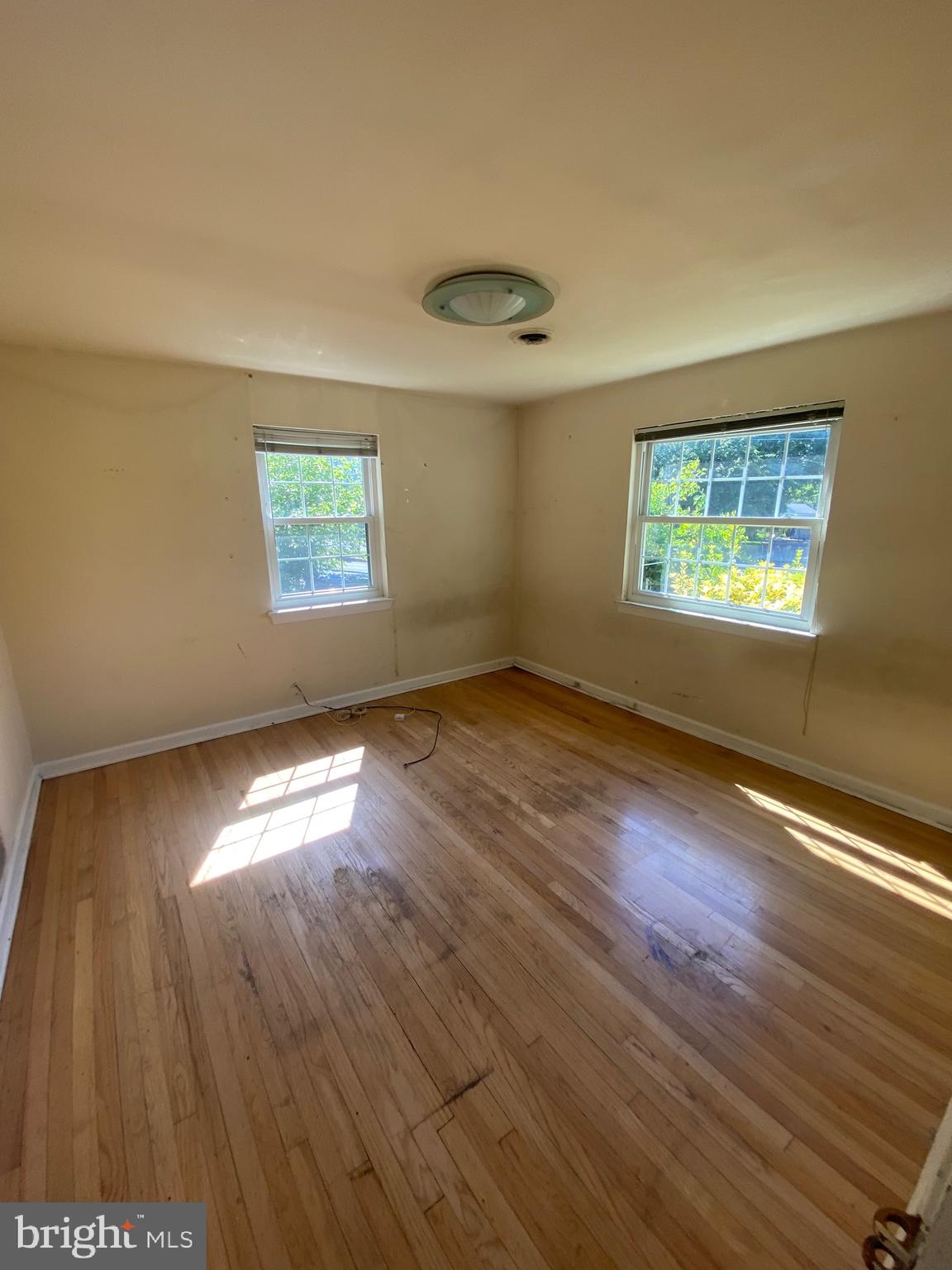 DOUGLAS PARK - Residential Lease