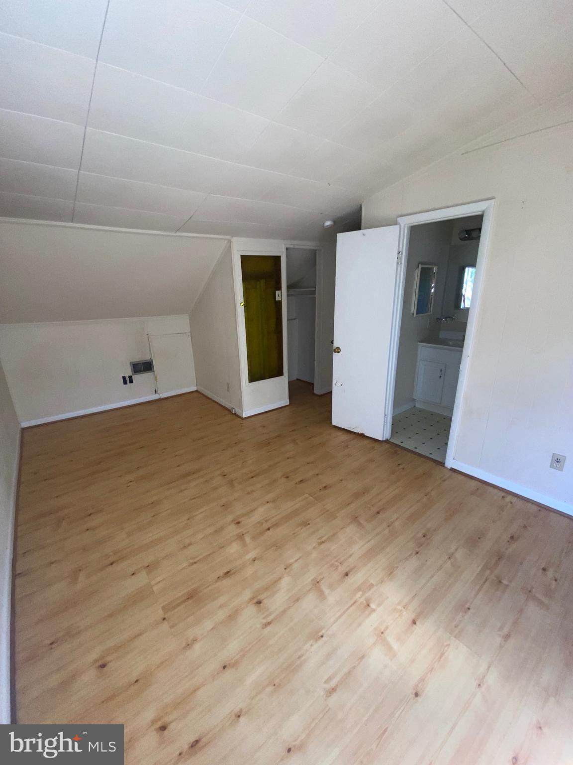 DOUGLAS PARK - Residential Lease