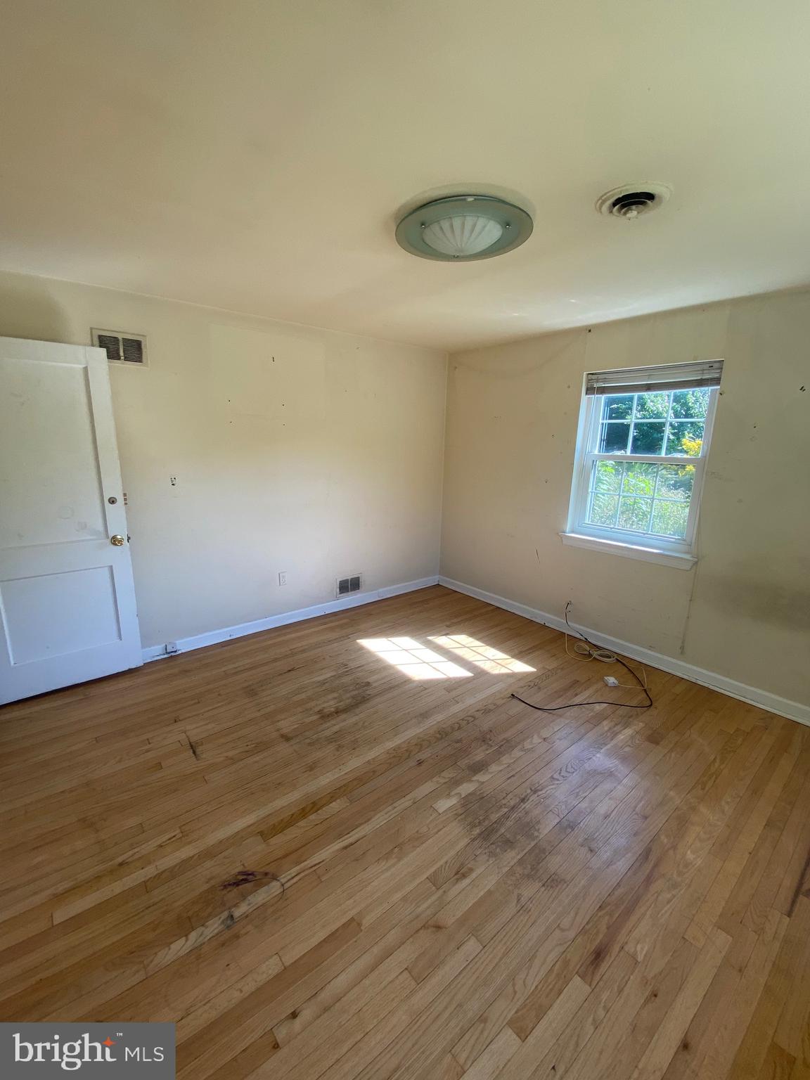 DOUGLAS PARK - Residential Lease