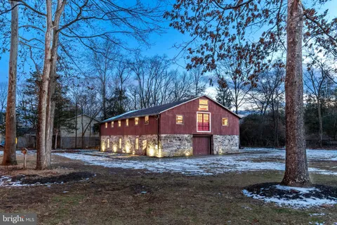 25 Risler Street, Stockton, NJ MLS: NJHT2004482