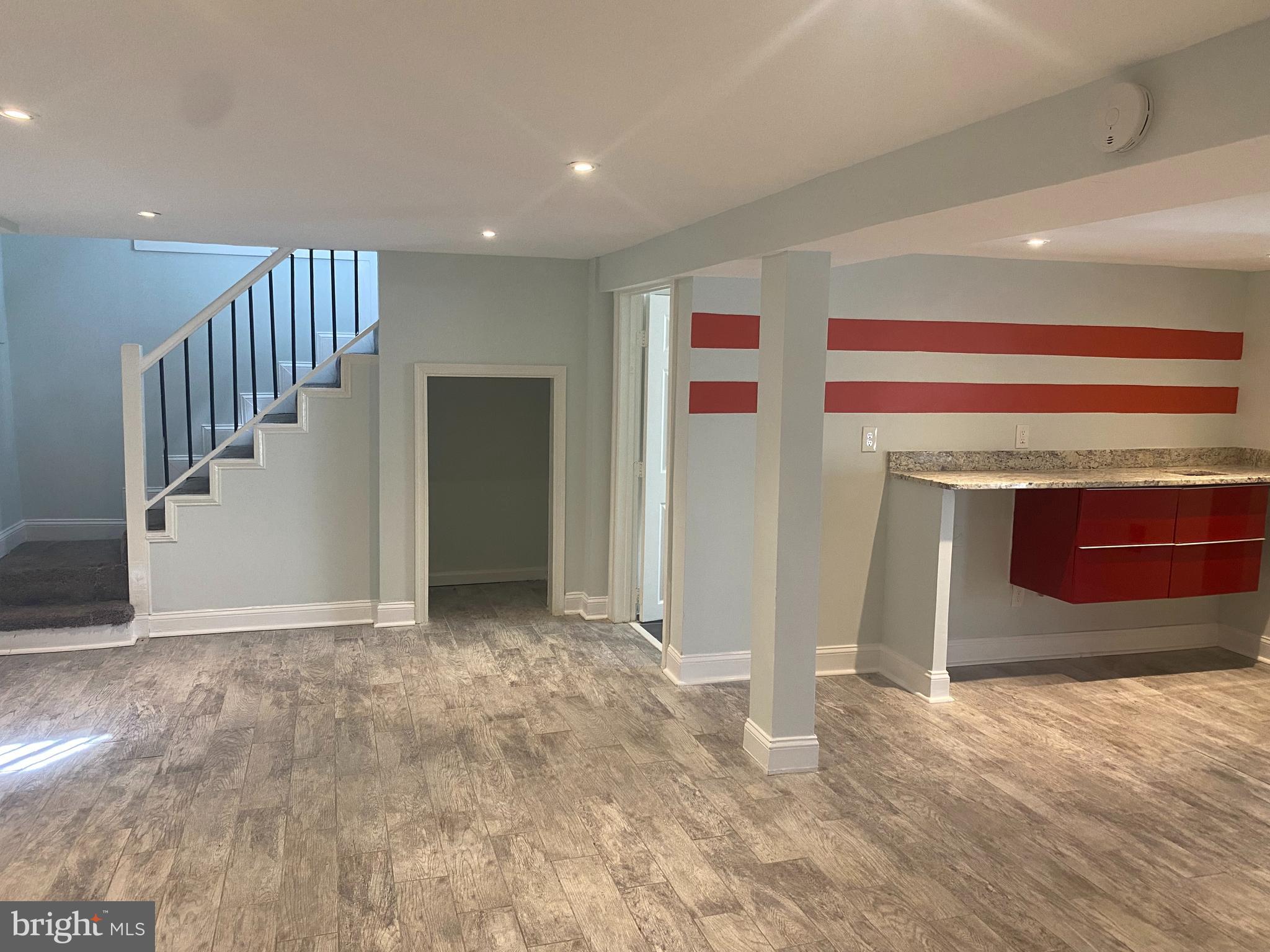 HOLLYWOOD - Residential Lease