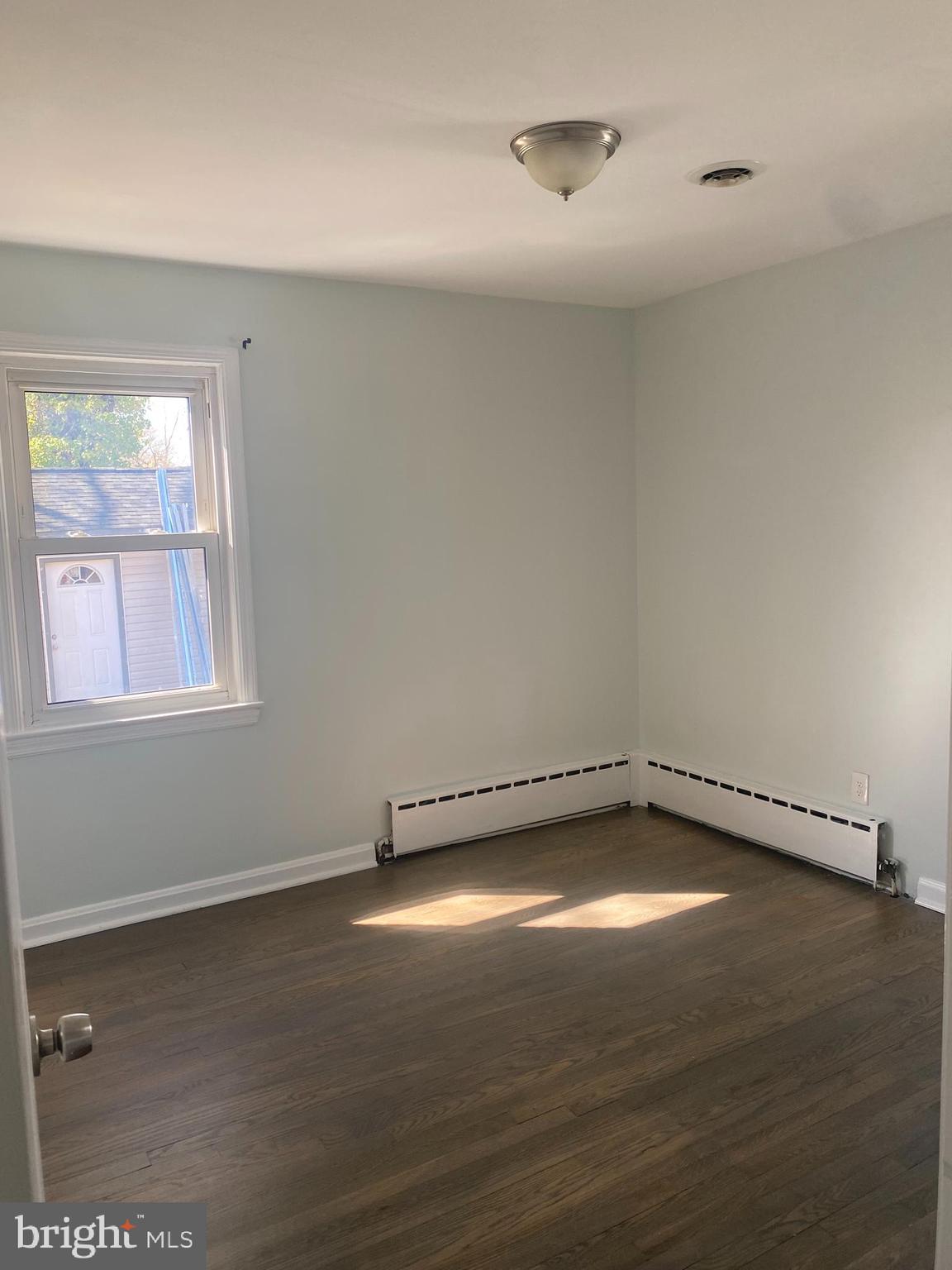 HOLLYWOOD - Residential Lease