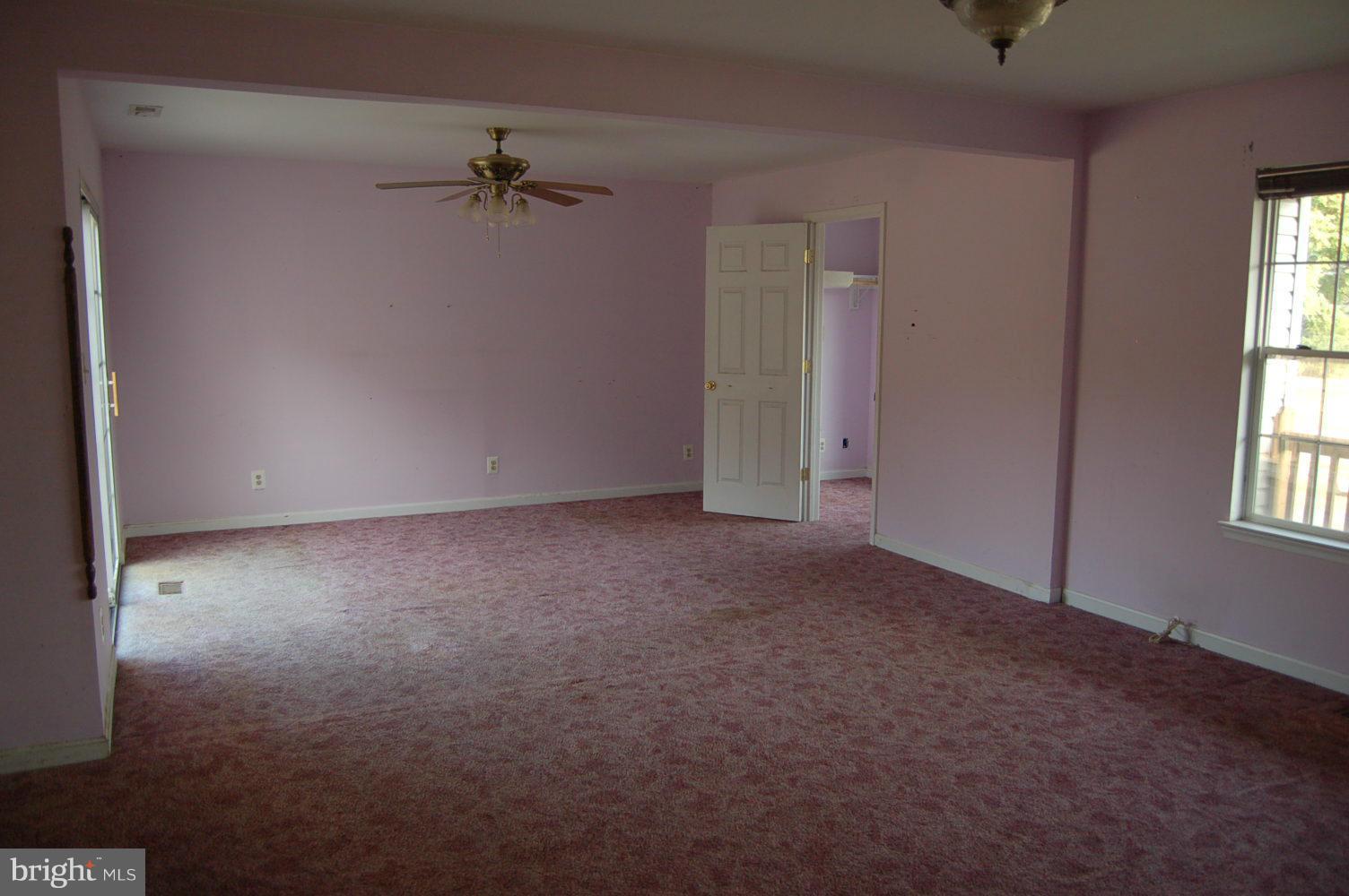 SWEETBRIAR WOODS - Residential