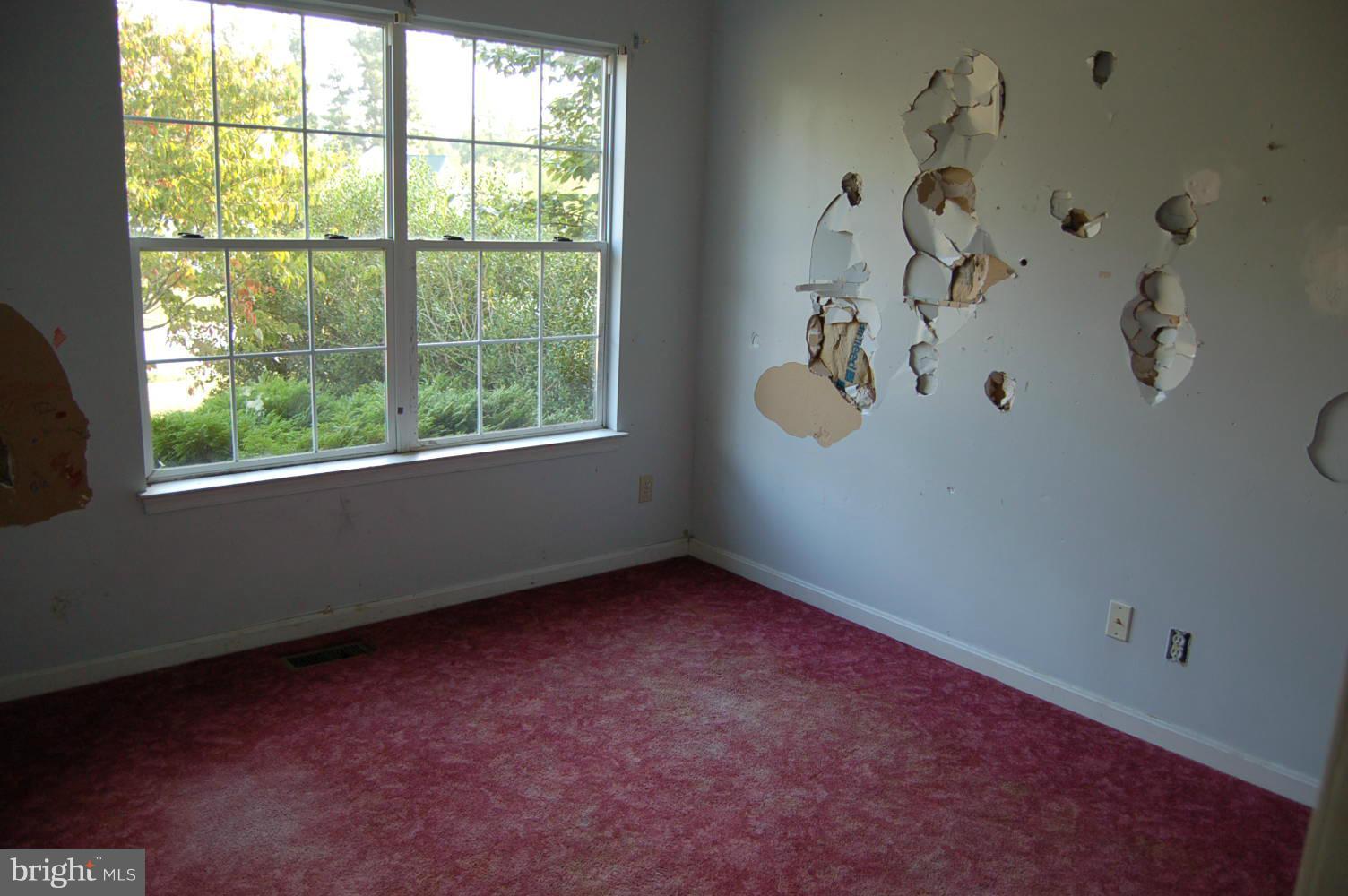 SWEETBRIAR WOODS - Residential