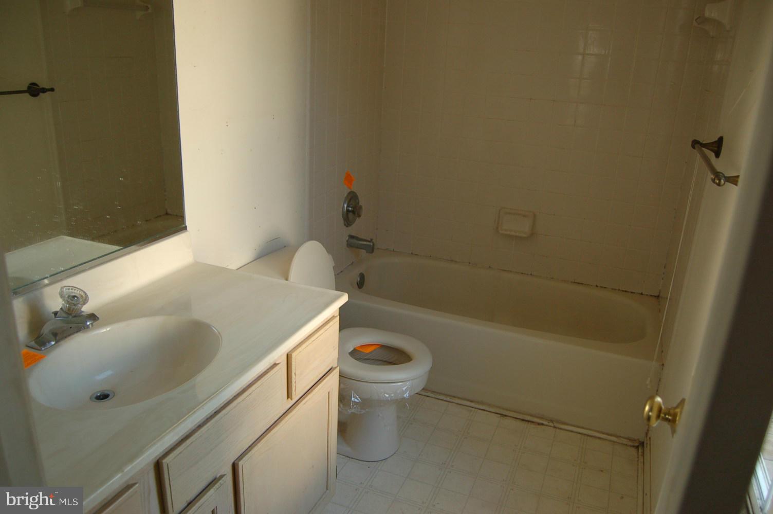 SWEETBRIAR WOODS - Residential