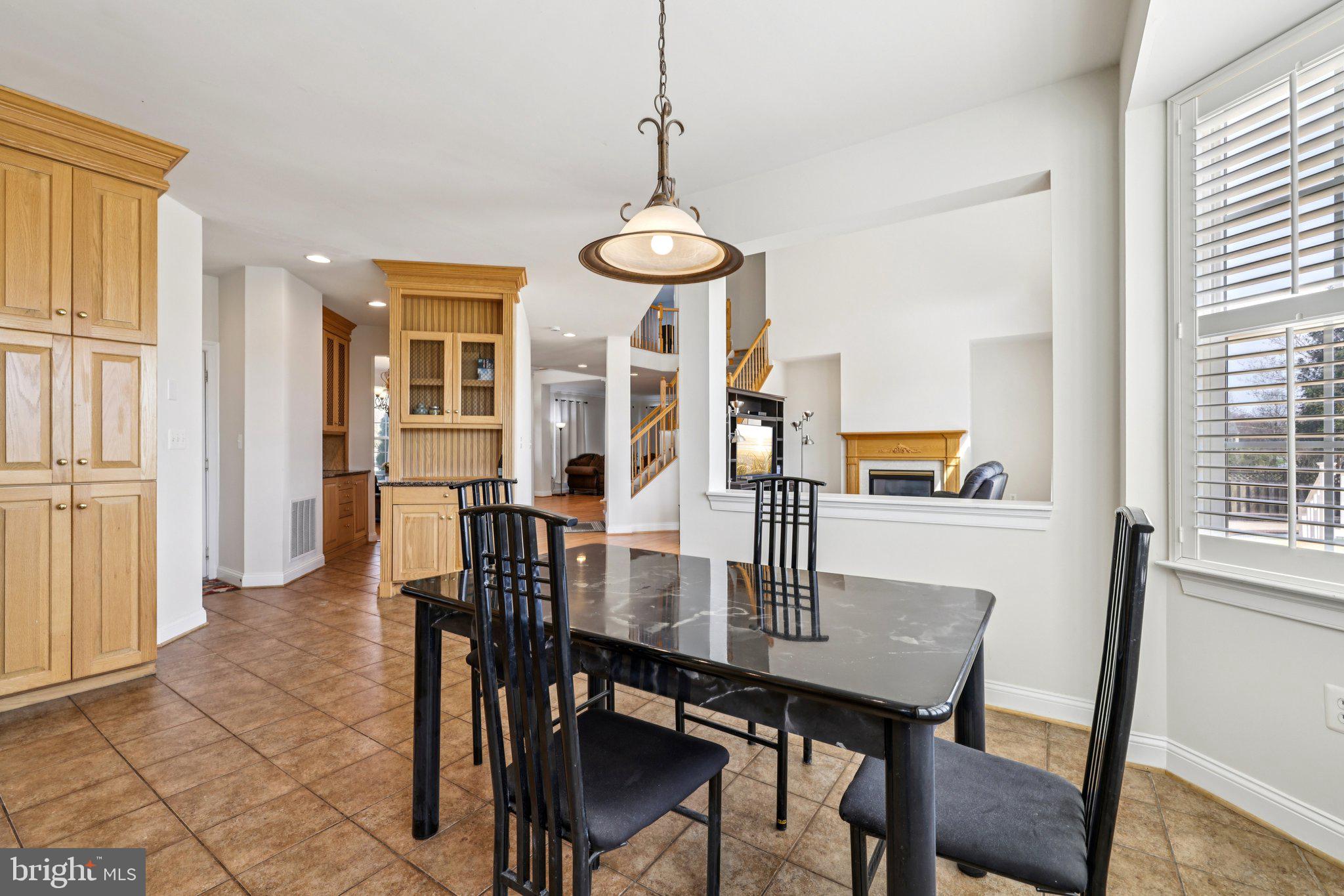 ASHBROOK - Residential