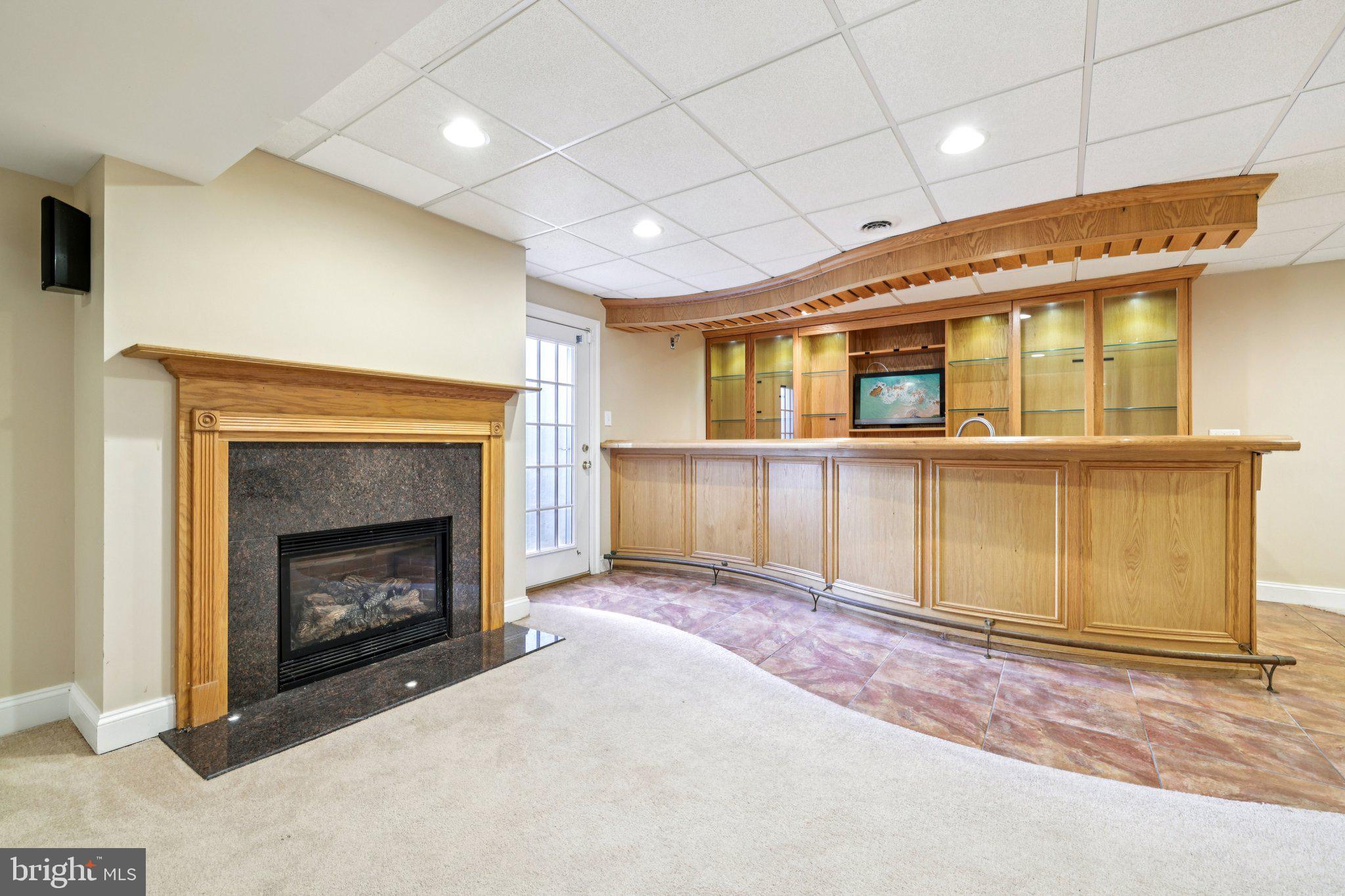 ASHBROOK - Residential