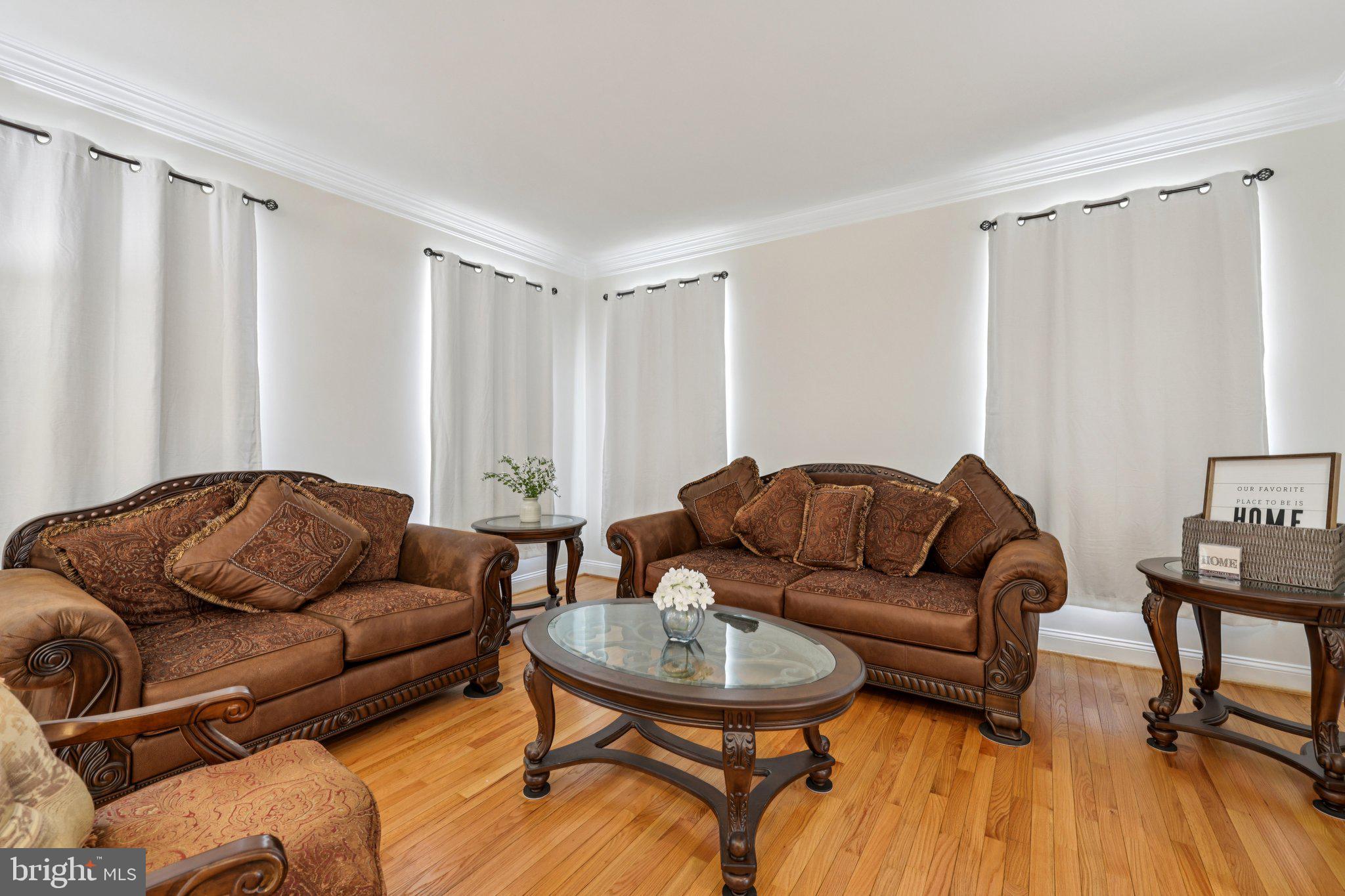 ASHBROOK - Residential