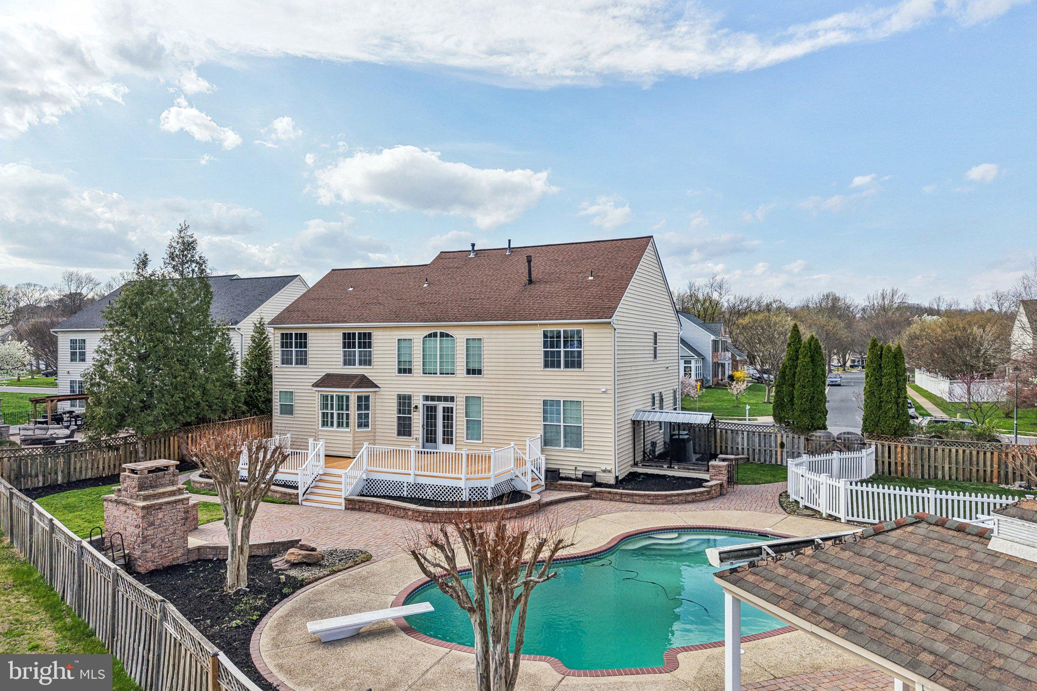 ASHBROOK - Residential