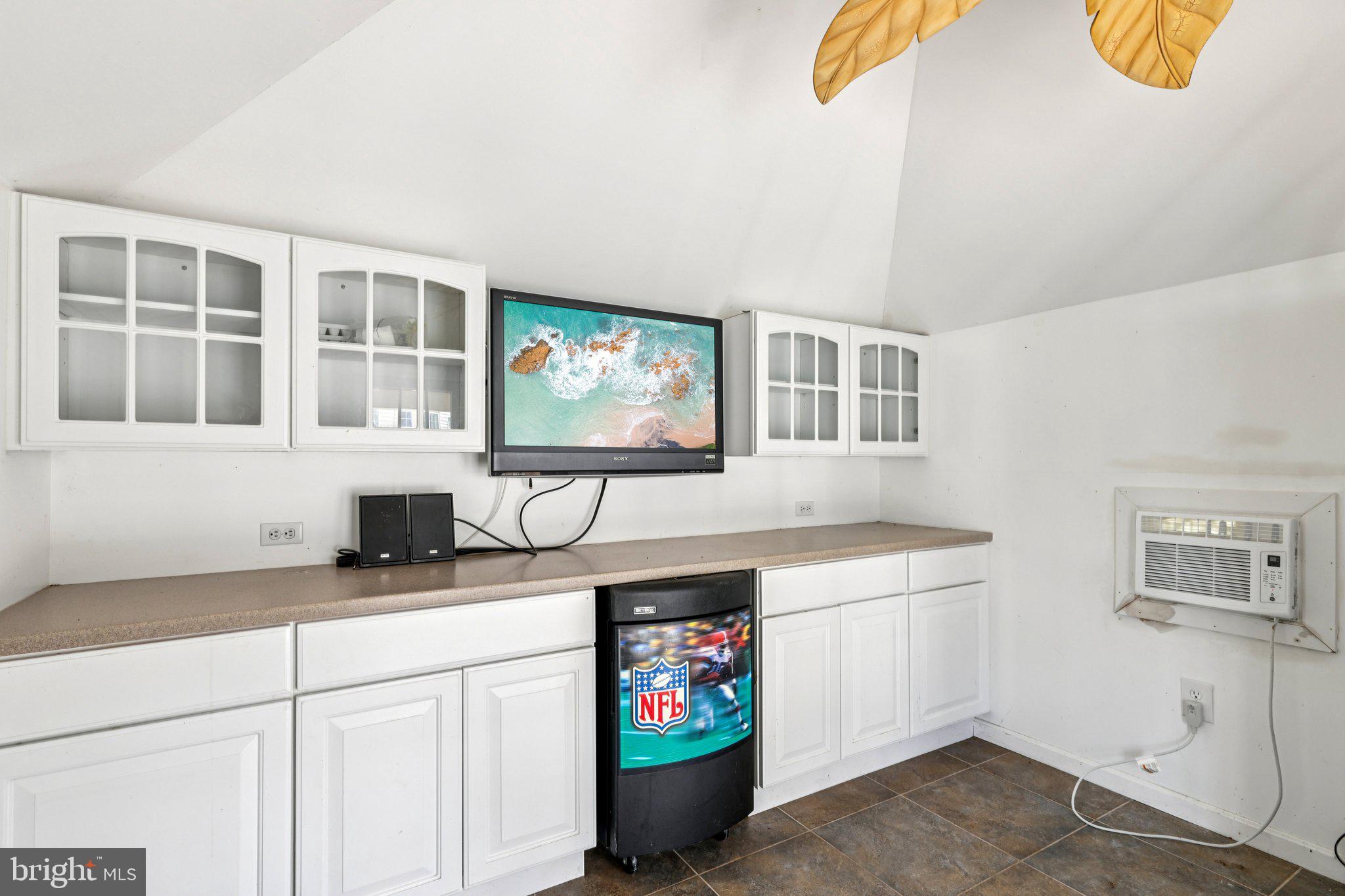 ASHBROOK - Residential