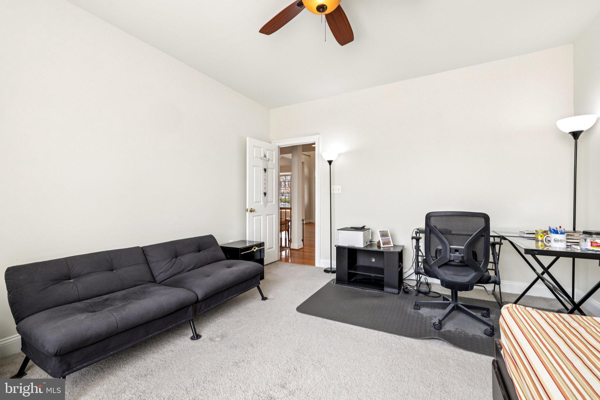 ASHBROOK - Residential