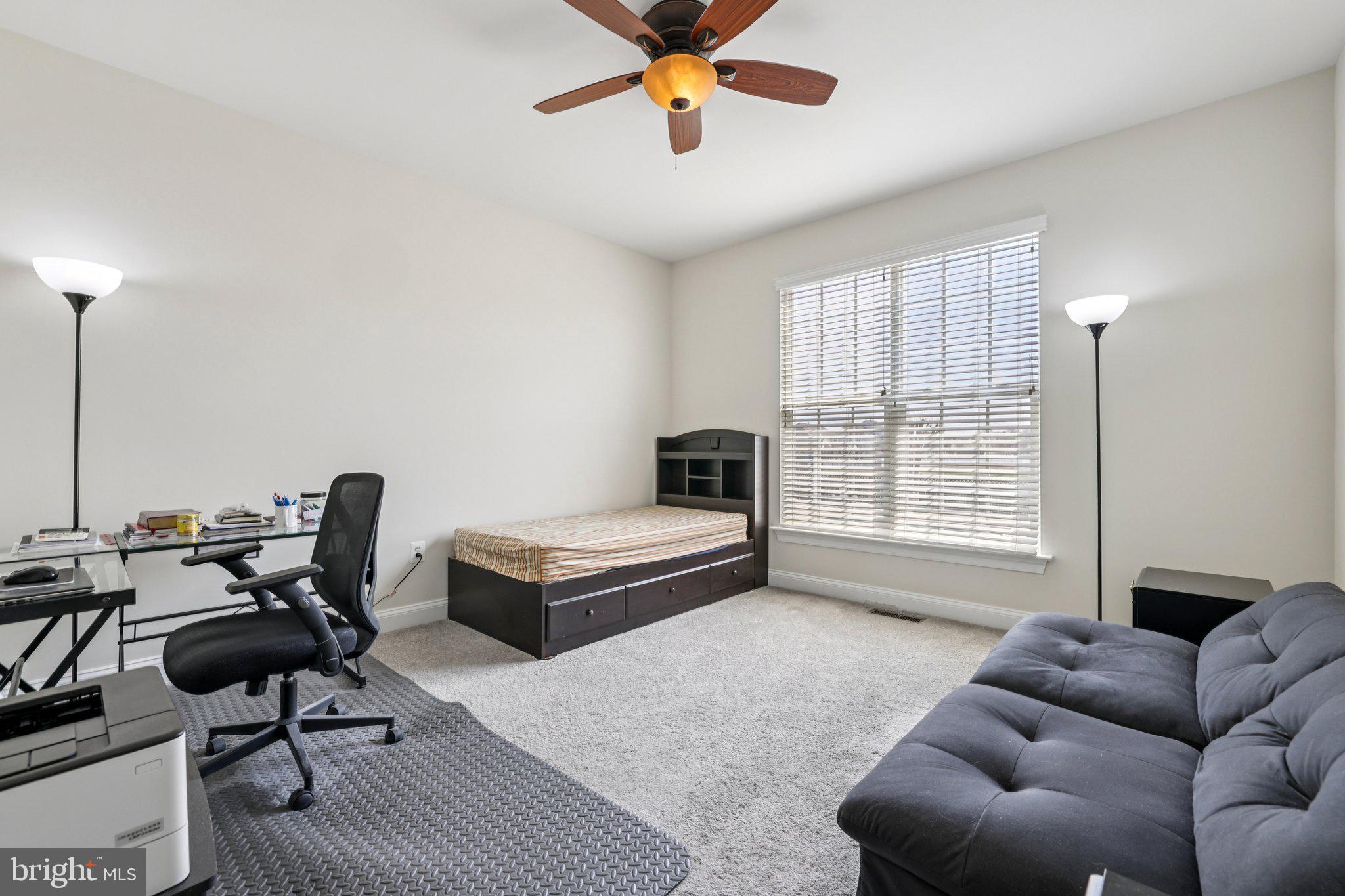 ASHBROOK - Residential