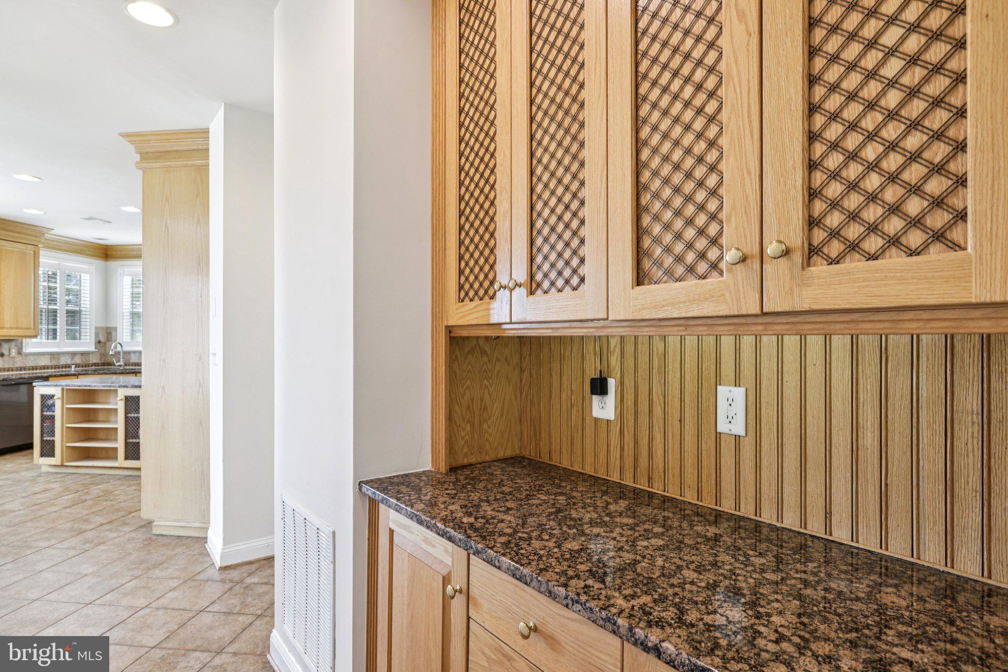 ASHBROOK - Residential