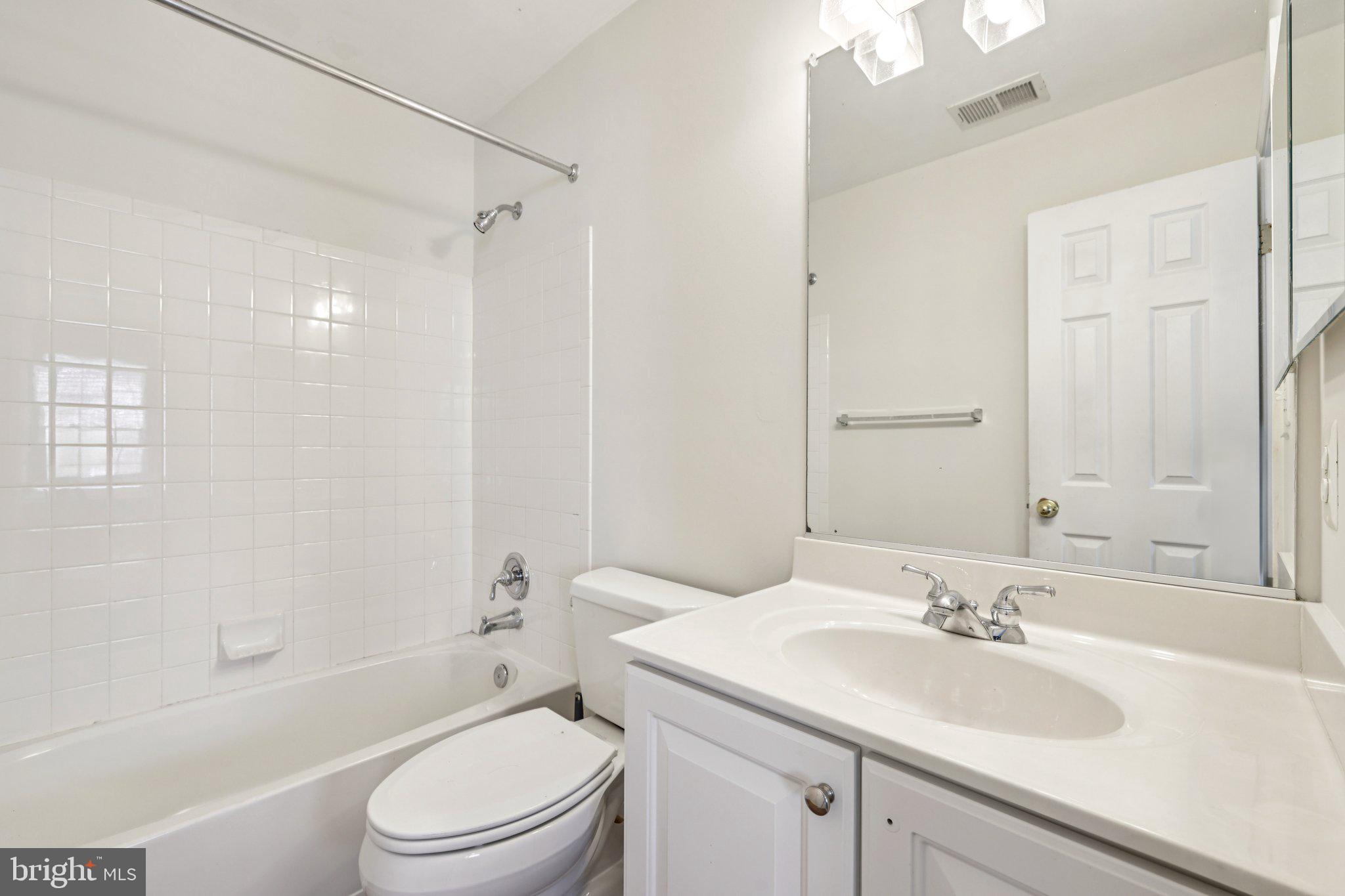 ASHBROOK - Residential