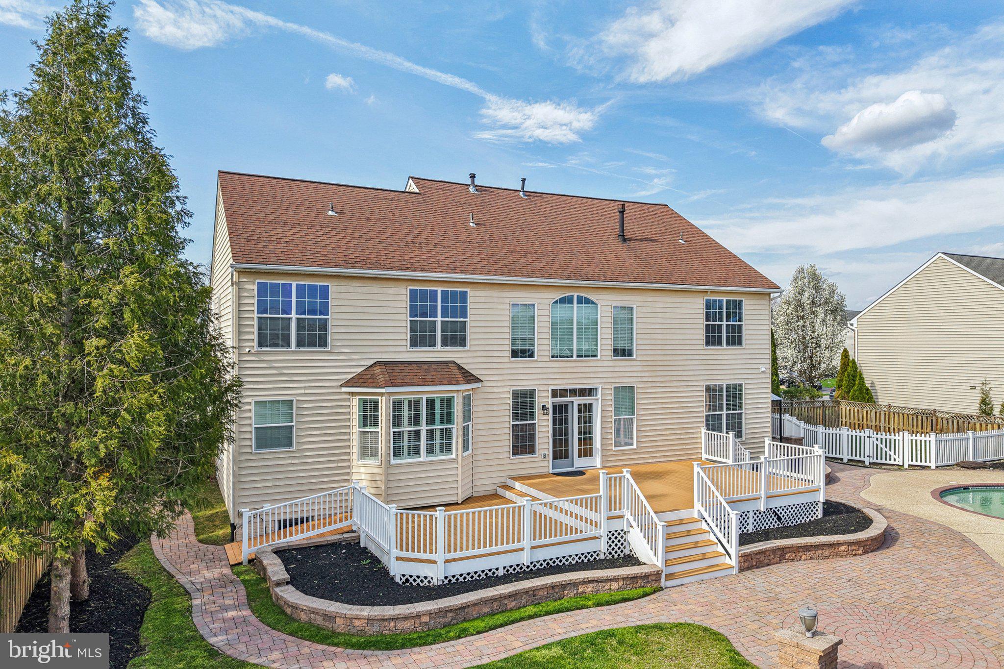 ASHBROOK - Residential