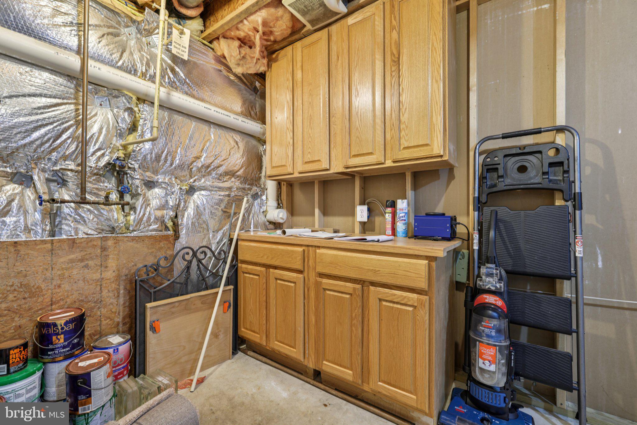 ASHBROOK - Residential